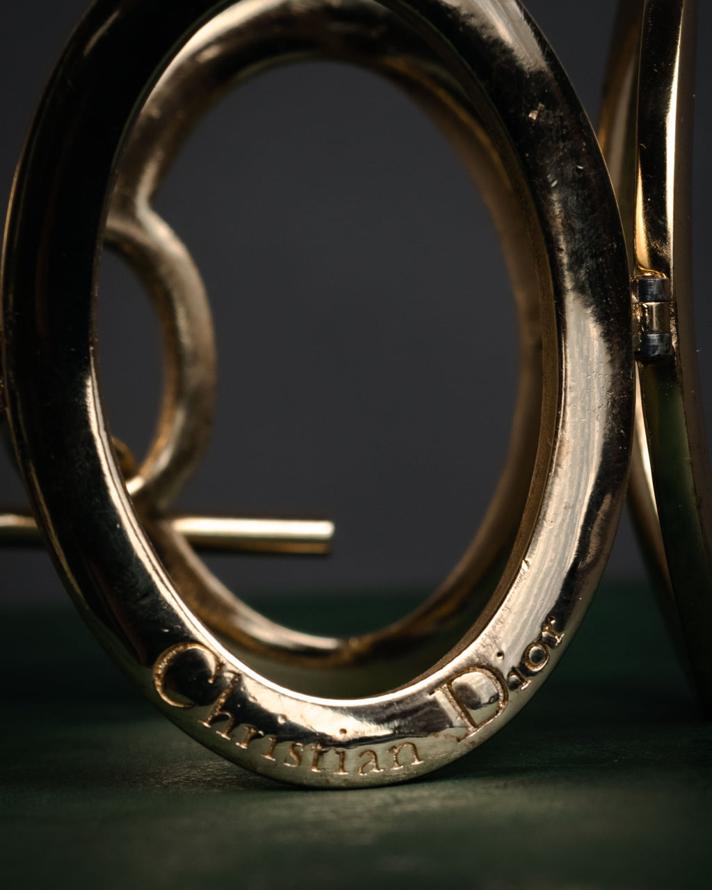 –SPECIAL– “Christian Dior” 90’s Sculptural oval link bracelet