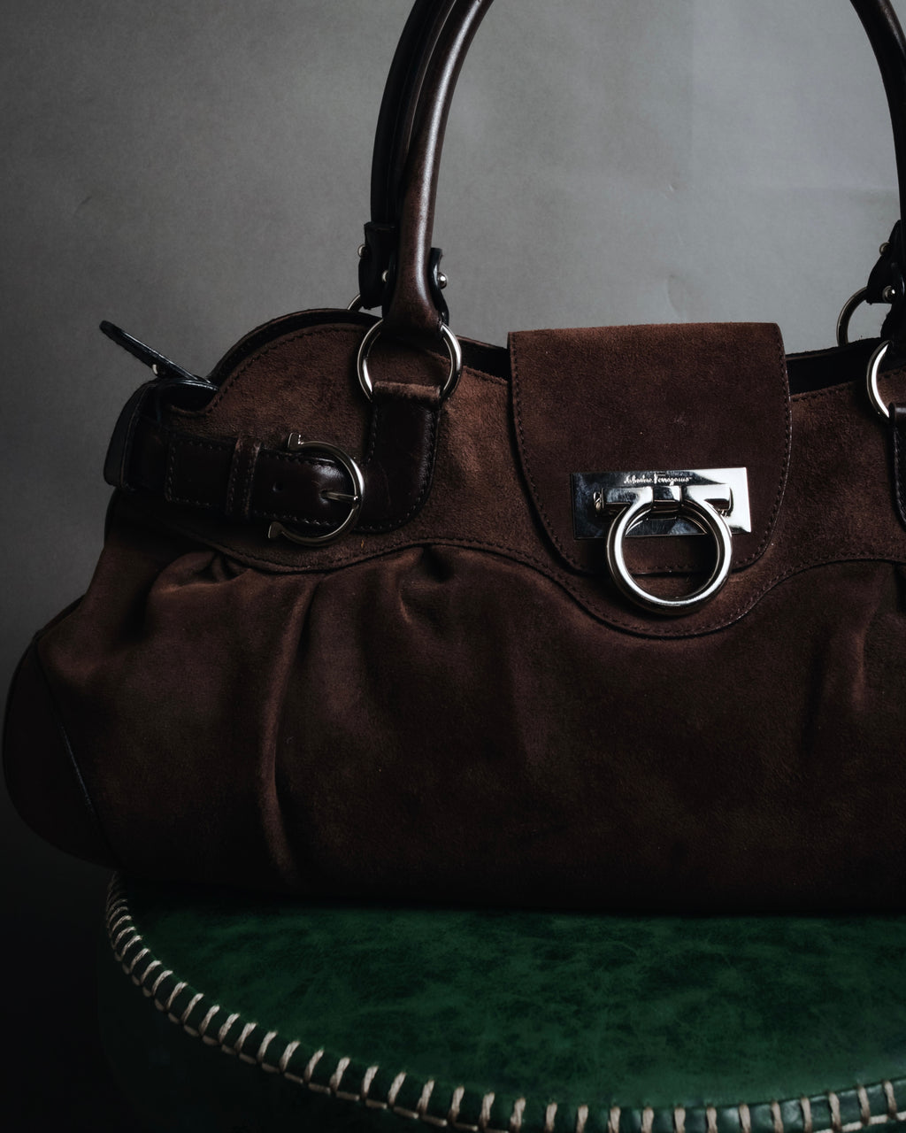 "Salvatore Ferragamo" 00’s suede gancini gathered bowling bag