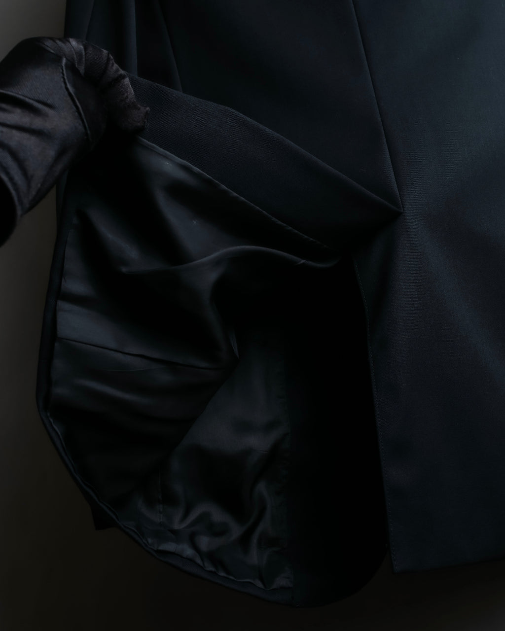 "Chloe" Oversized wool matte black set up