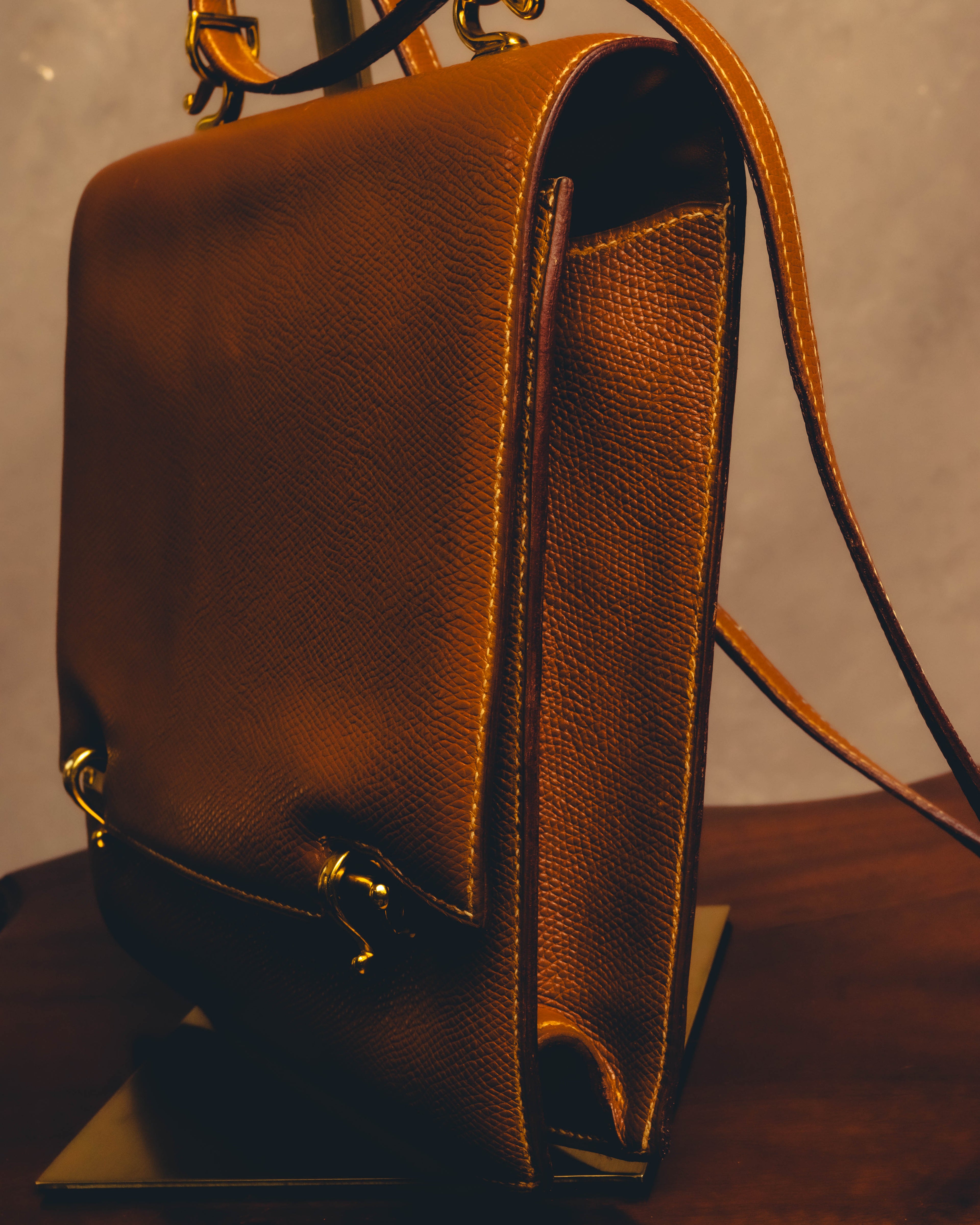 -SPECIAL- "Hermès" 80's Structured leather shoulder bag