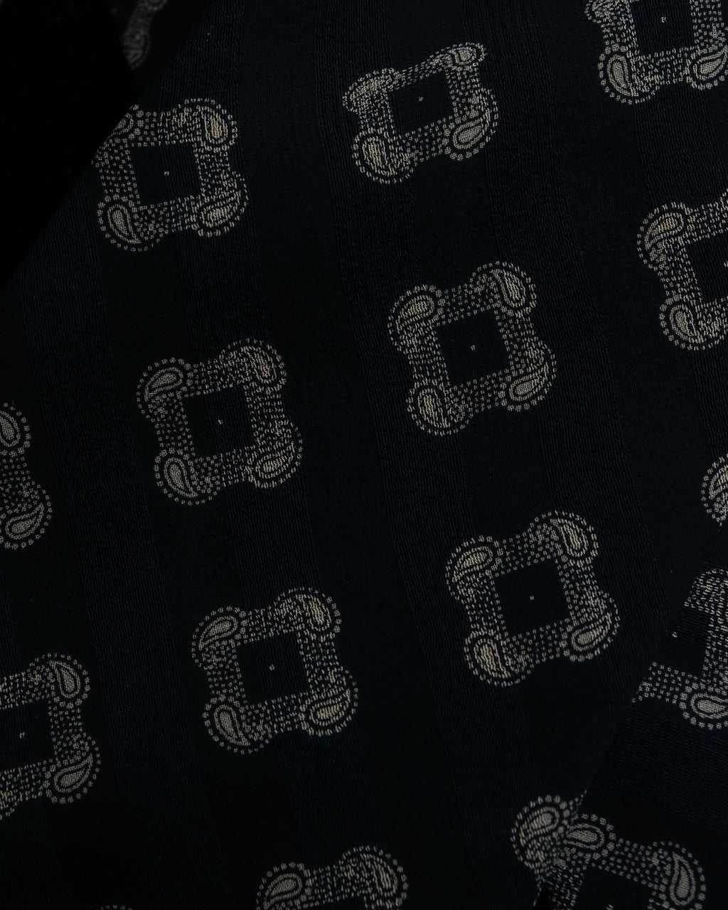 "GIORGIO ARMANI" Paisley pattern silk monotone necktie