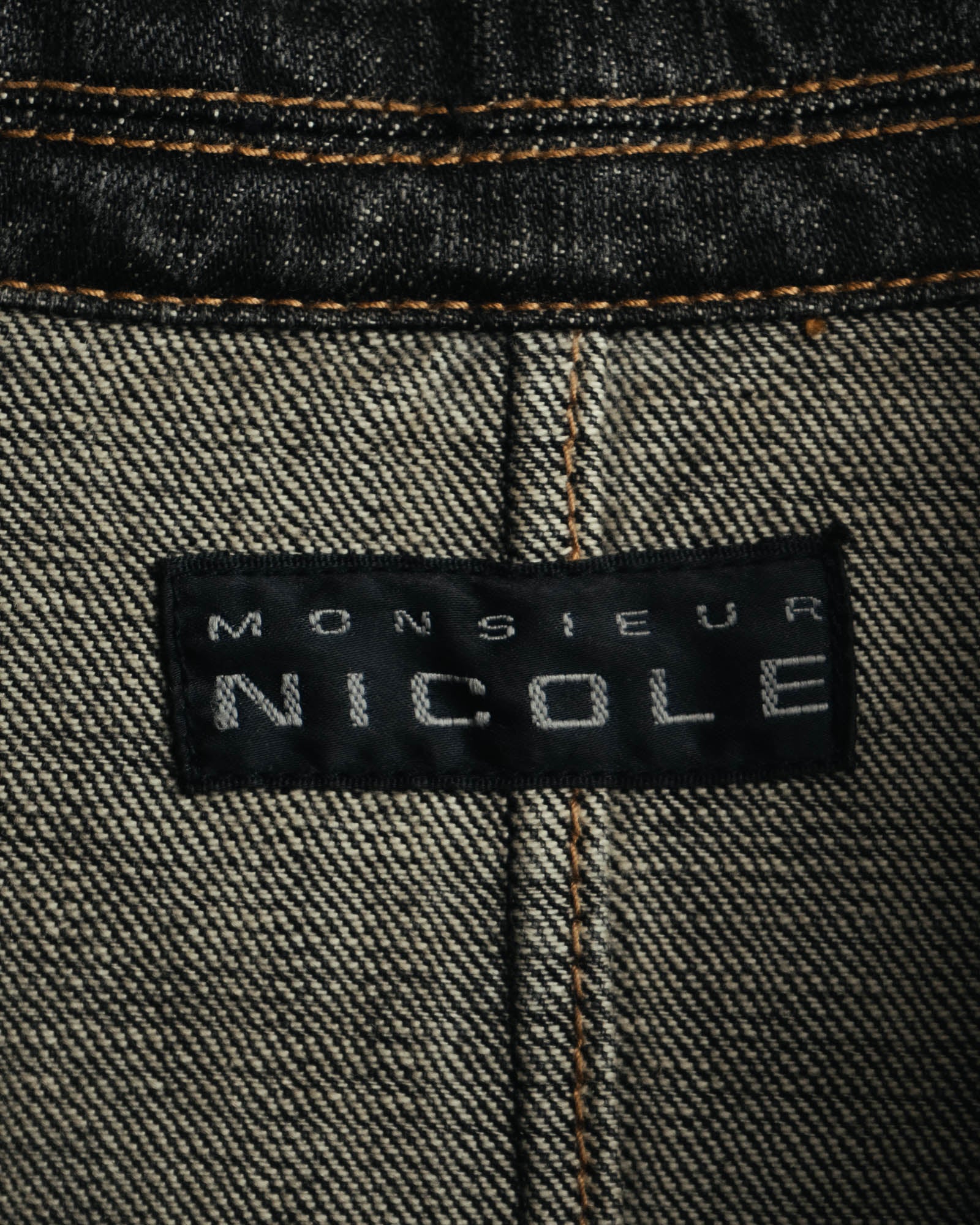 -MOOD MILLÉSIMES- 00’s faded black denim shirt jacket