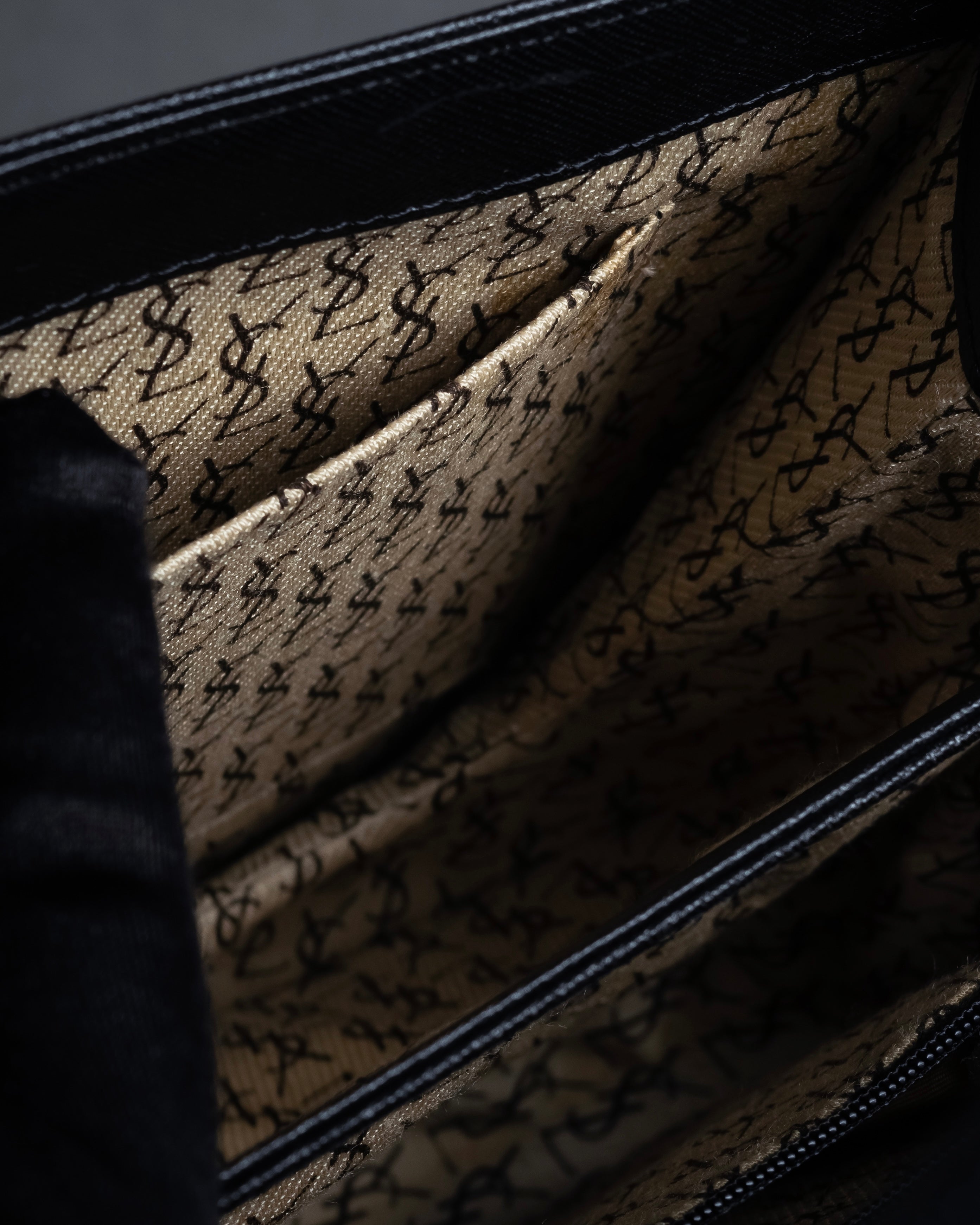 "YVES SAINT LAURENT" Cassandra logo engraved flap design leather bag