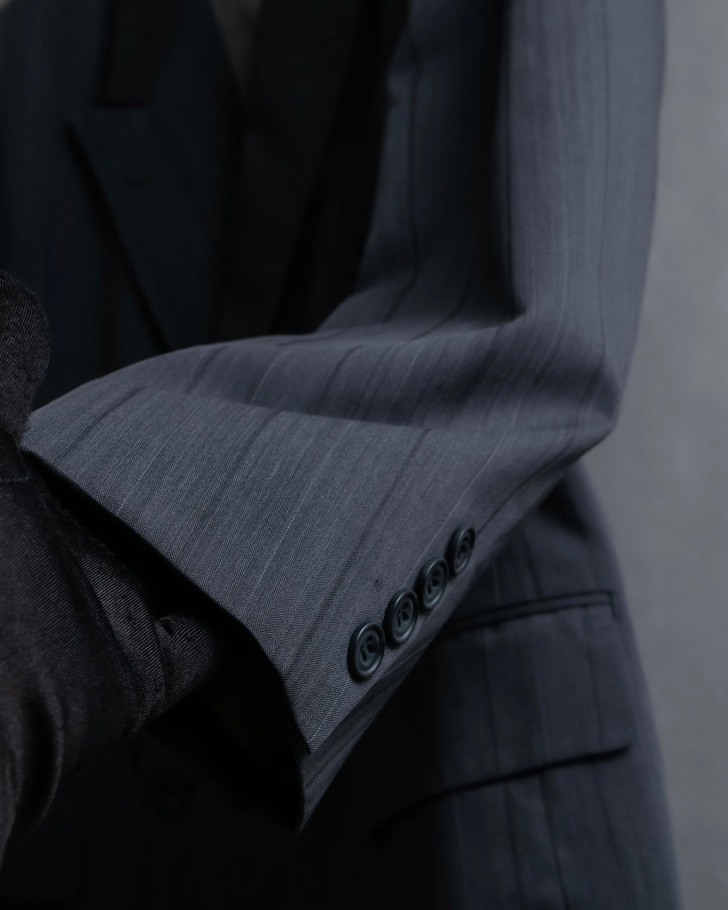 "CHRISTIAN DIOR MONSIEUR" Shadow stripe pattern classical formal detail set up