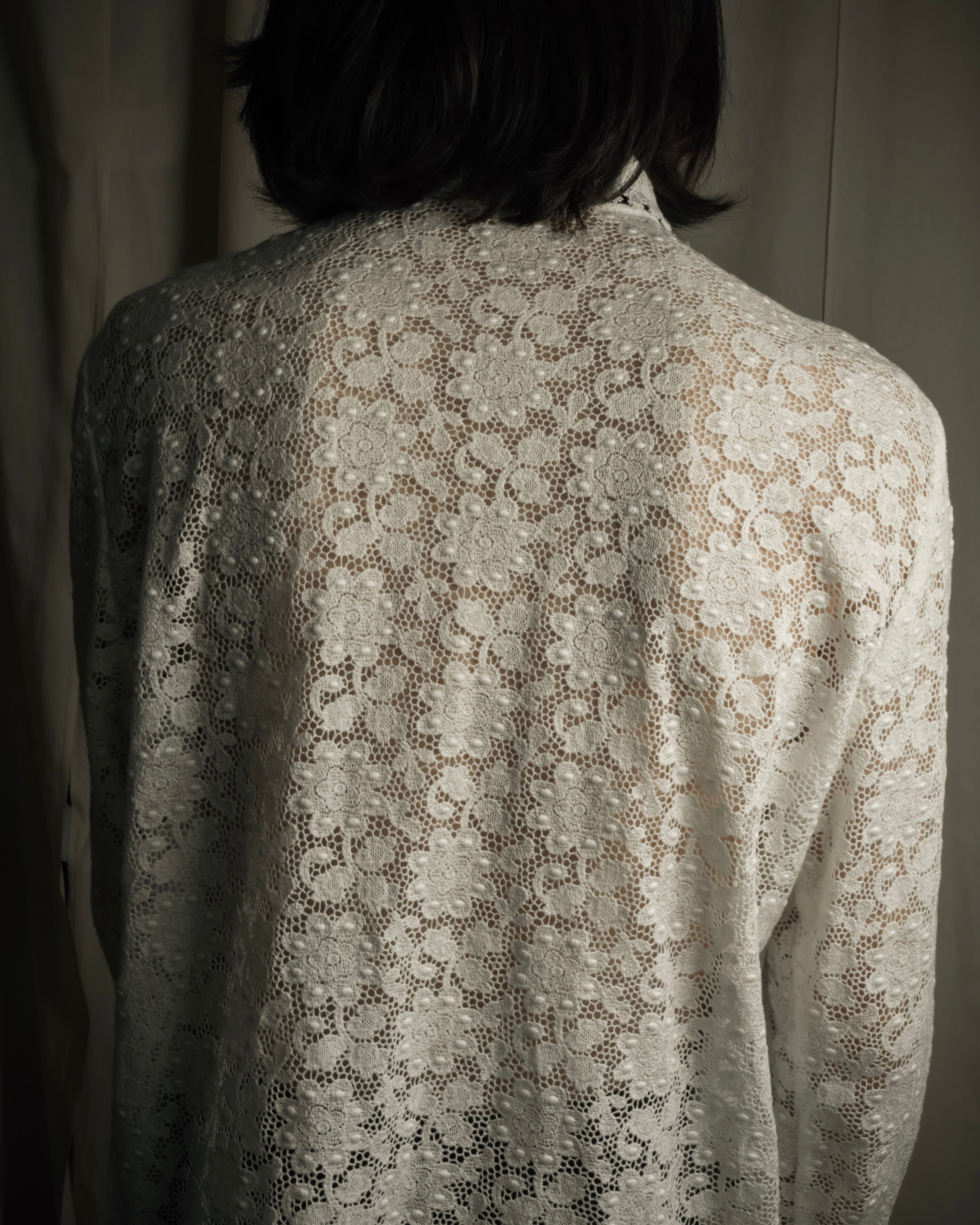 "GUCCI" Michele period floral lace design bow tie shirt