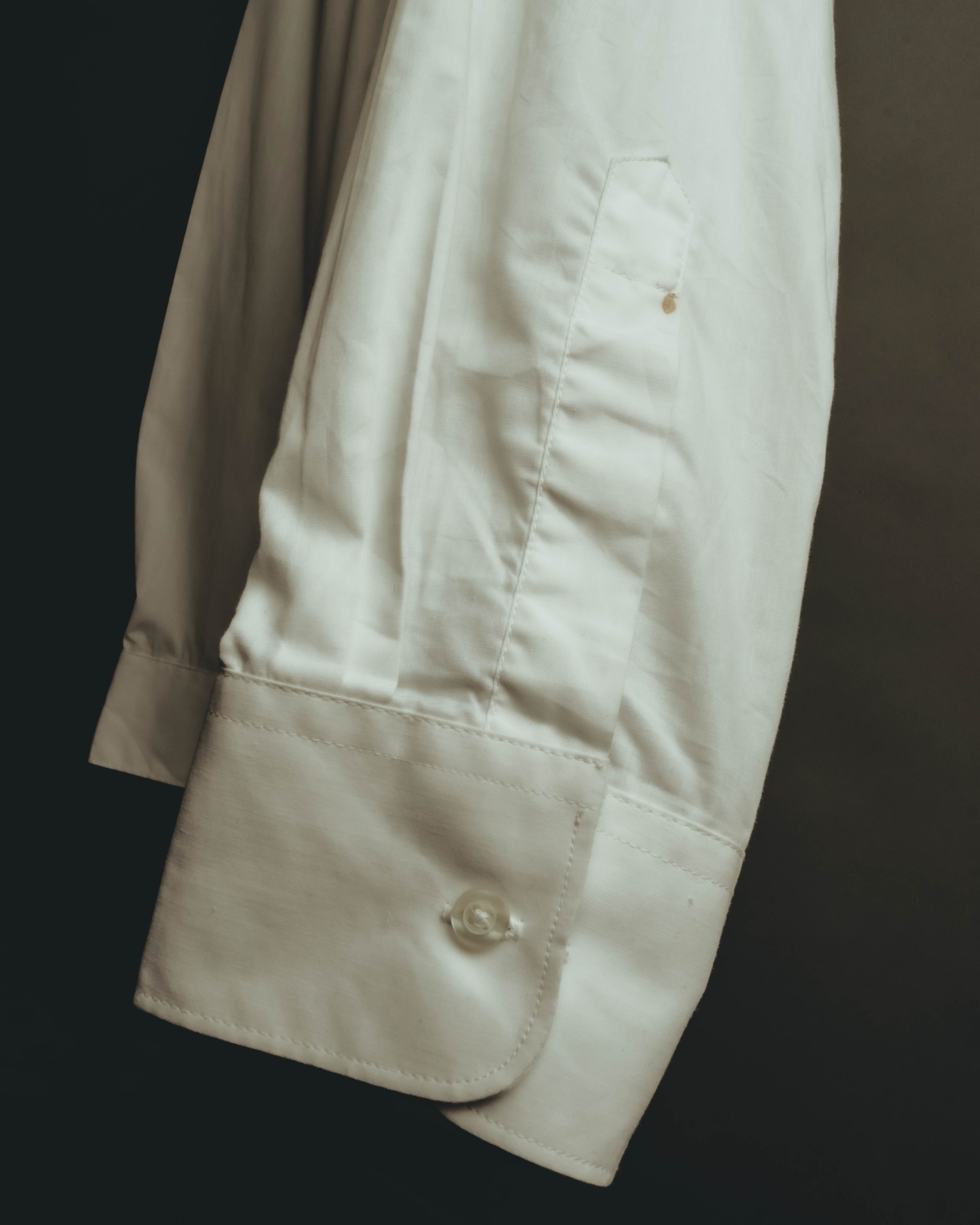 "Vintage" 90's-00's Pleated front tuxedo shirt