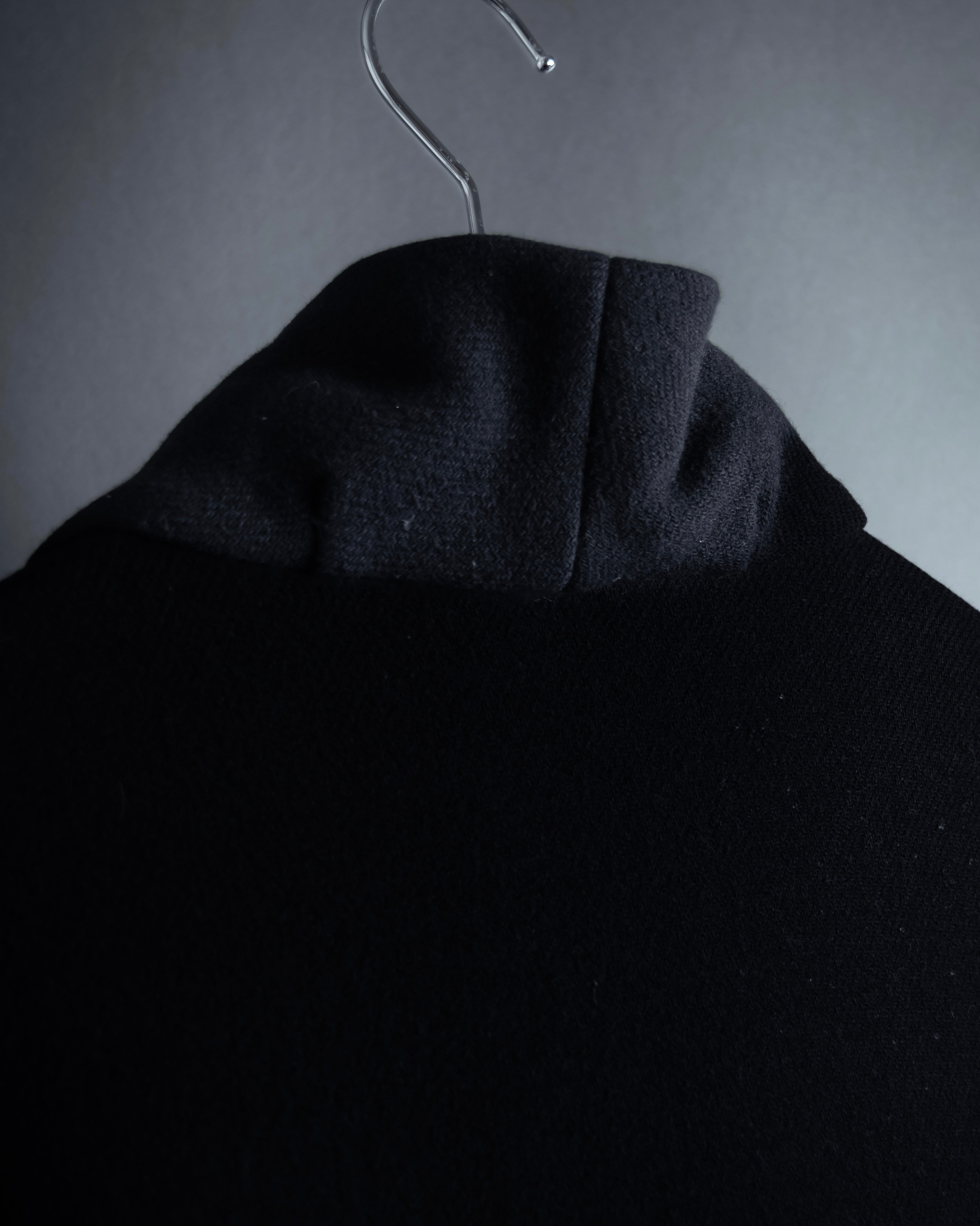 "ISSEY MIYAKE PLANTATION" Minimalist design A-line stand collar coat