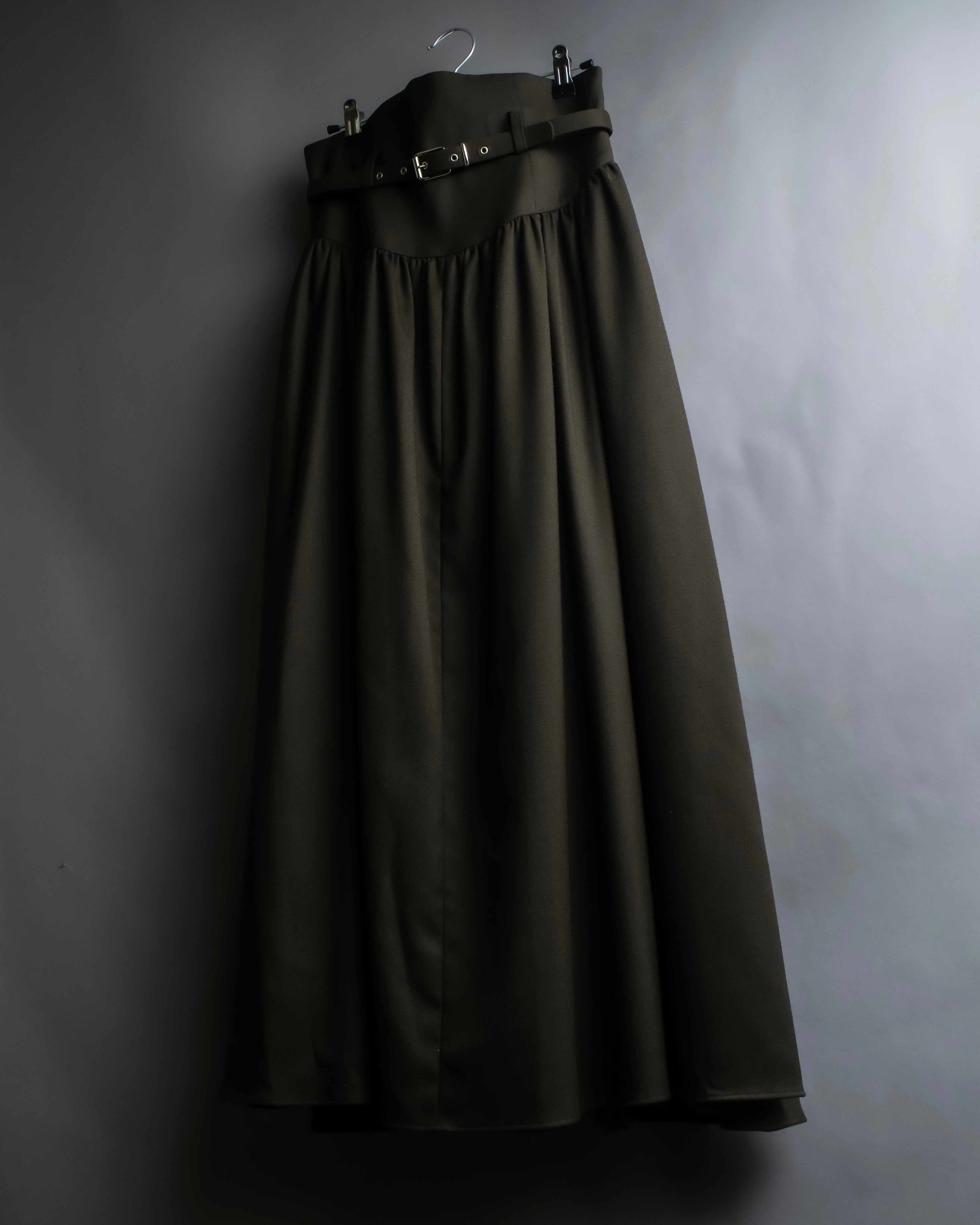 "SUPPORT SURFACE" Belted gather design flare long skirt