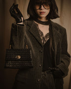 –SPECIAL– "BOTTEGA VENETA"
Late 80s–Early 90s Intrecciato trapezoid leather bag