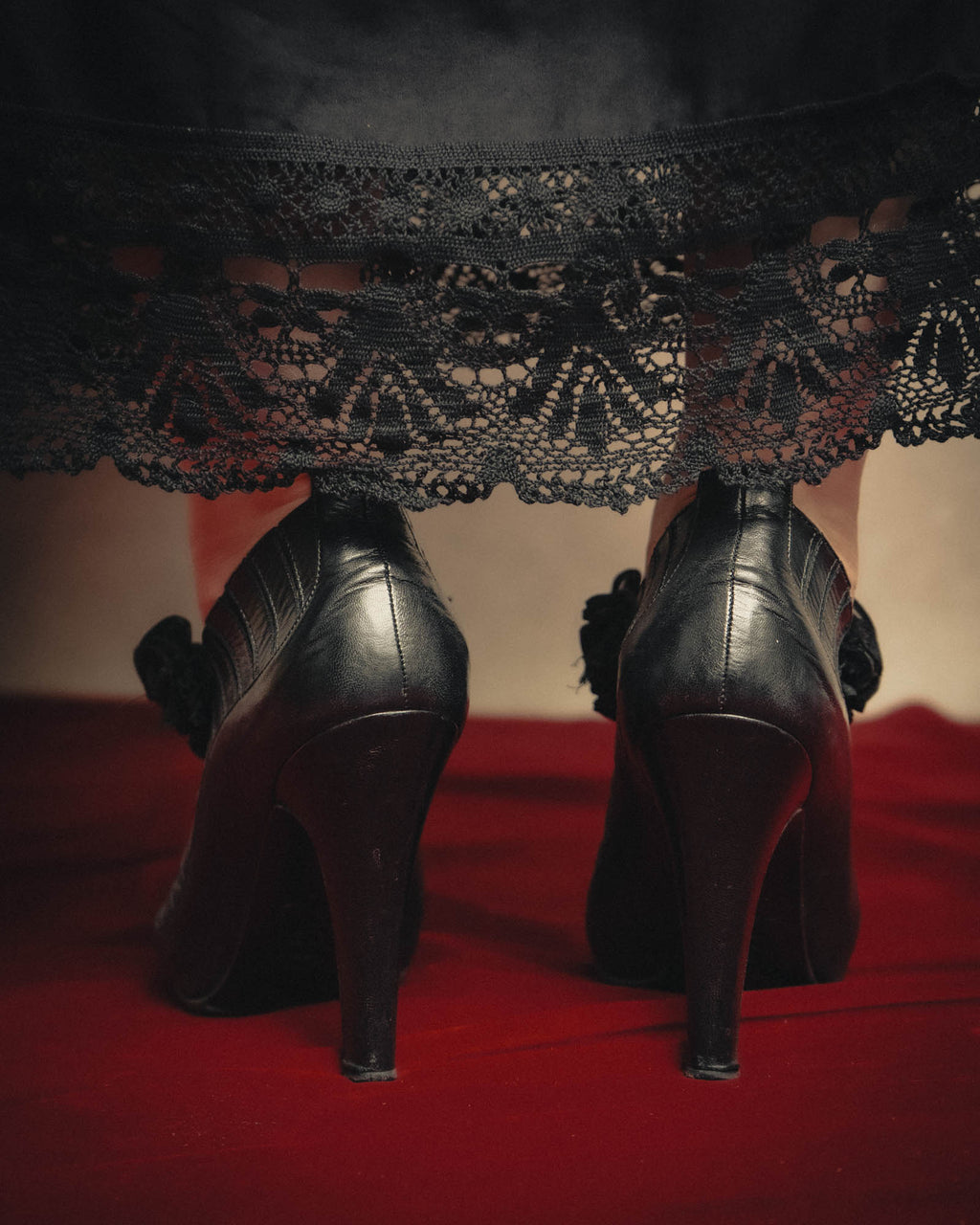 -SPECIAL- “CHANEL“ 2005-06 Paris-New York ruffle leather pumps