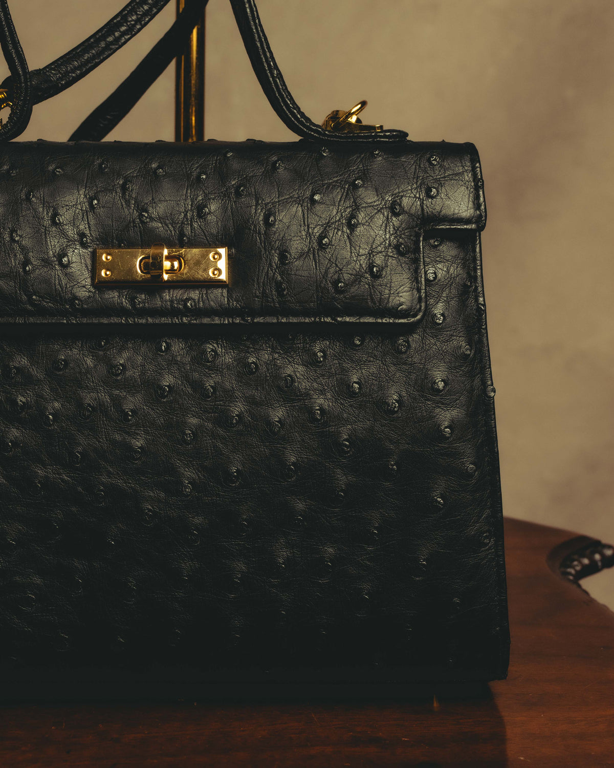 -SPECIAL- "Balenciaga" 90's-00's Ostrich leather structured top handle bag