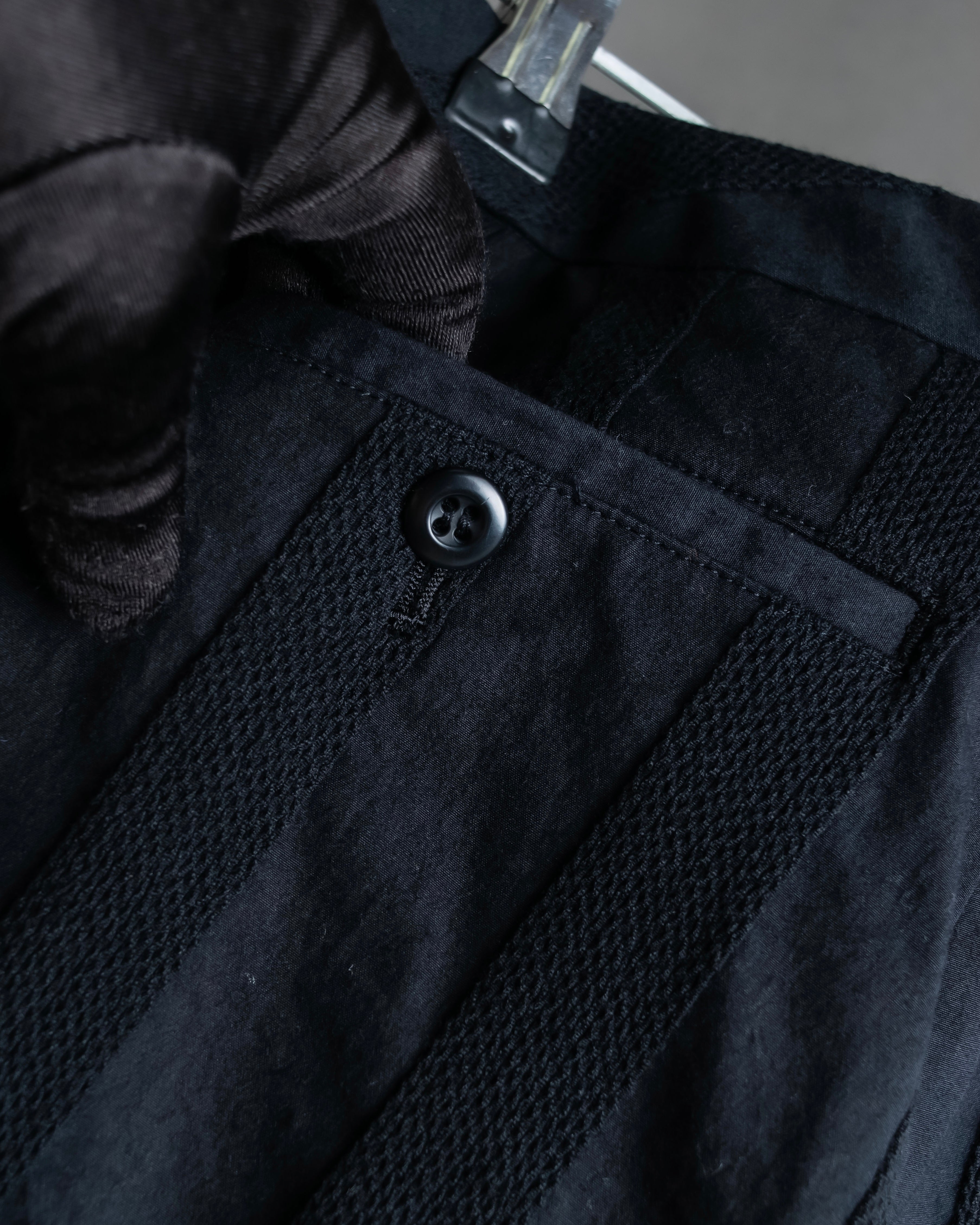 "ISSEY MIYAKE FETE" Fabric change stripe pattern wide slacks