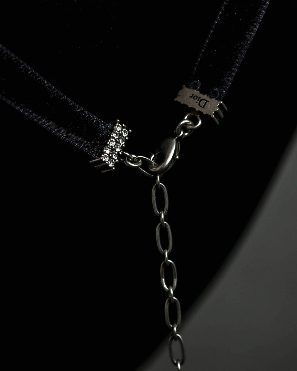 "DIOR" Velvet ribbon design star motif choker