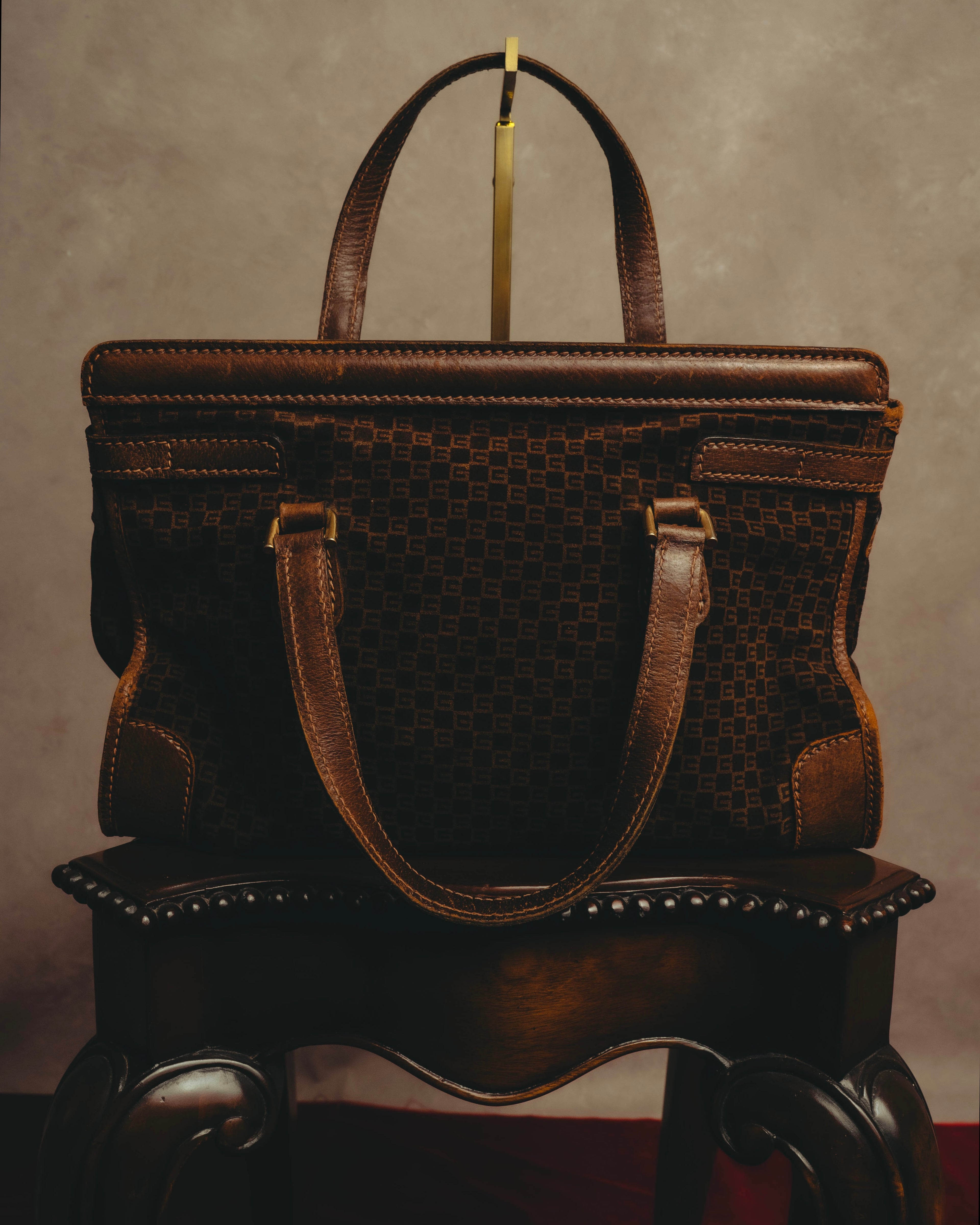 -SPECIAL- "GUCCI" 70's Micro GG suede turn-lock handbag
