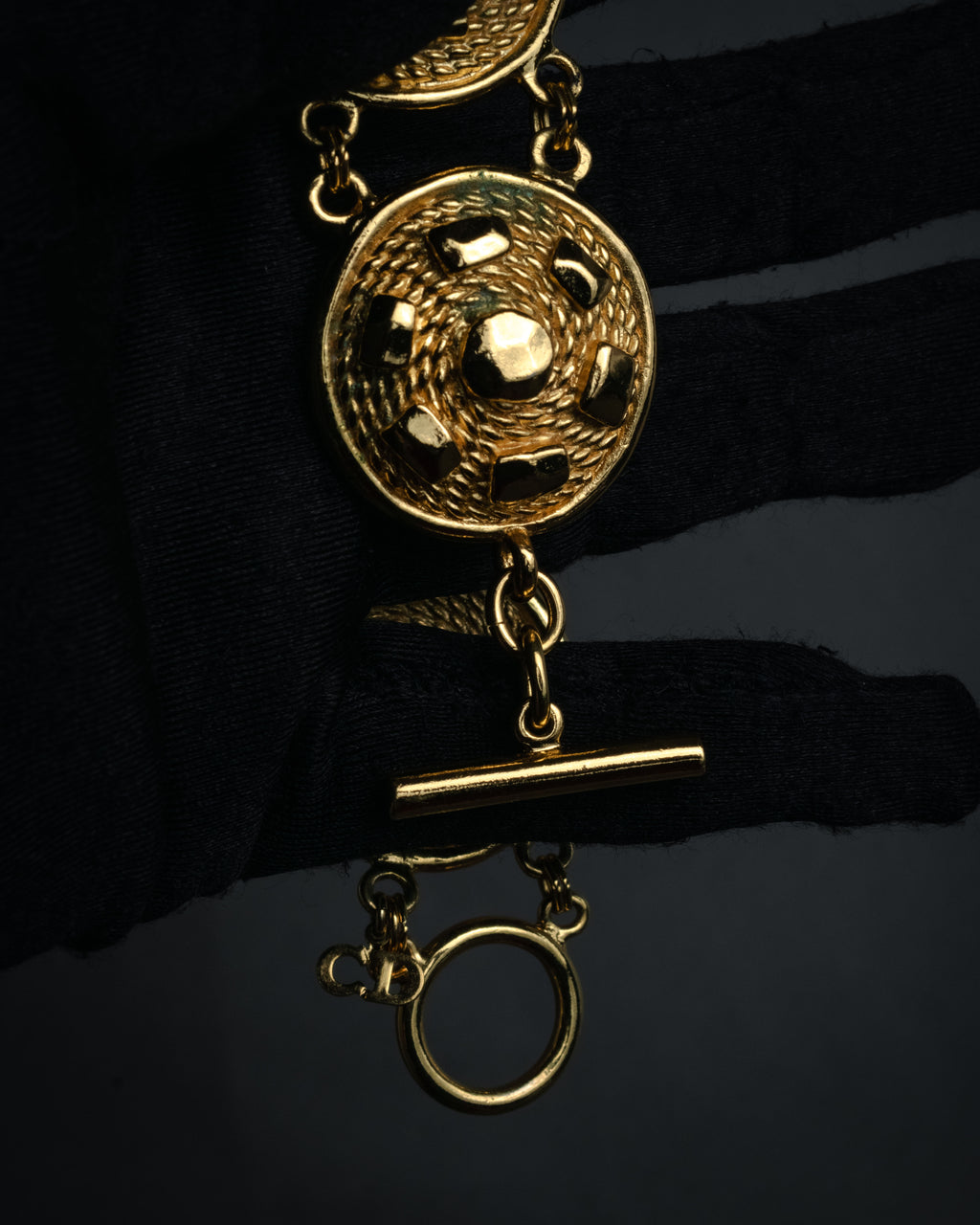 “Christian Dior” 90’s Medallion motif toggle bracelet