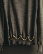 "Theatre PRODUCTS" 00's-10's Pearl embellished wool v-neck knit sweater