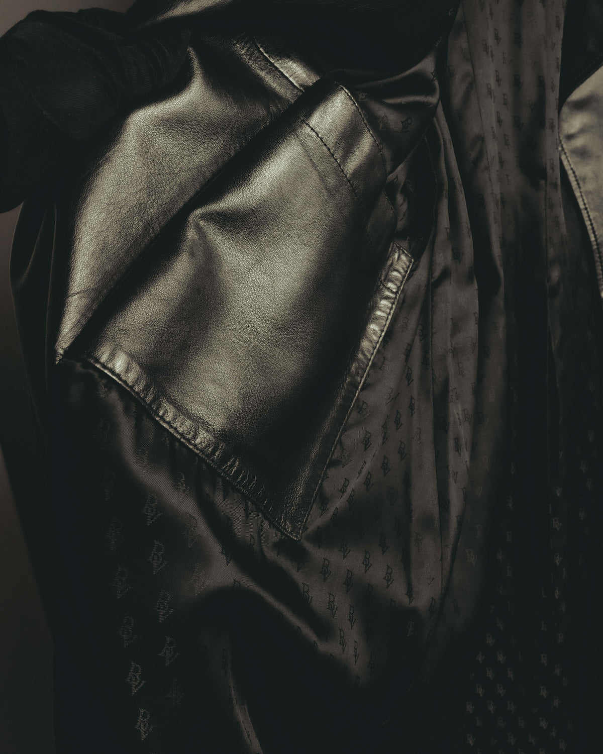 -SPECIAL- "BOTTEGA VENETA" 80's-00's Belted leather coat
