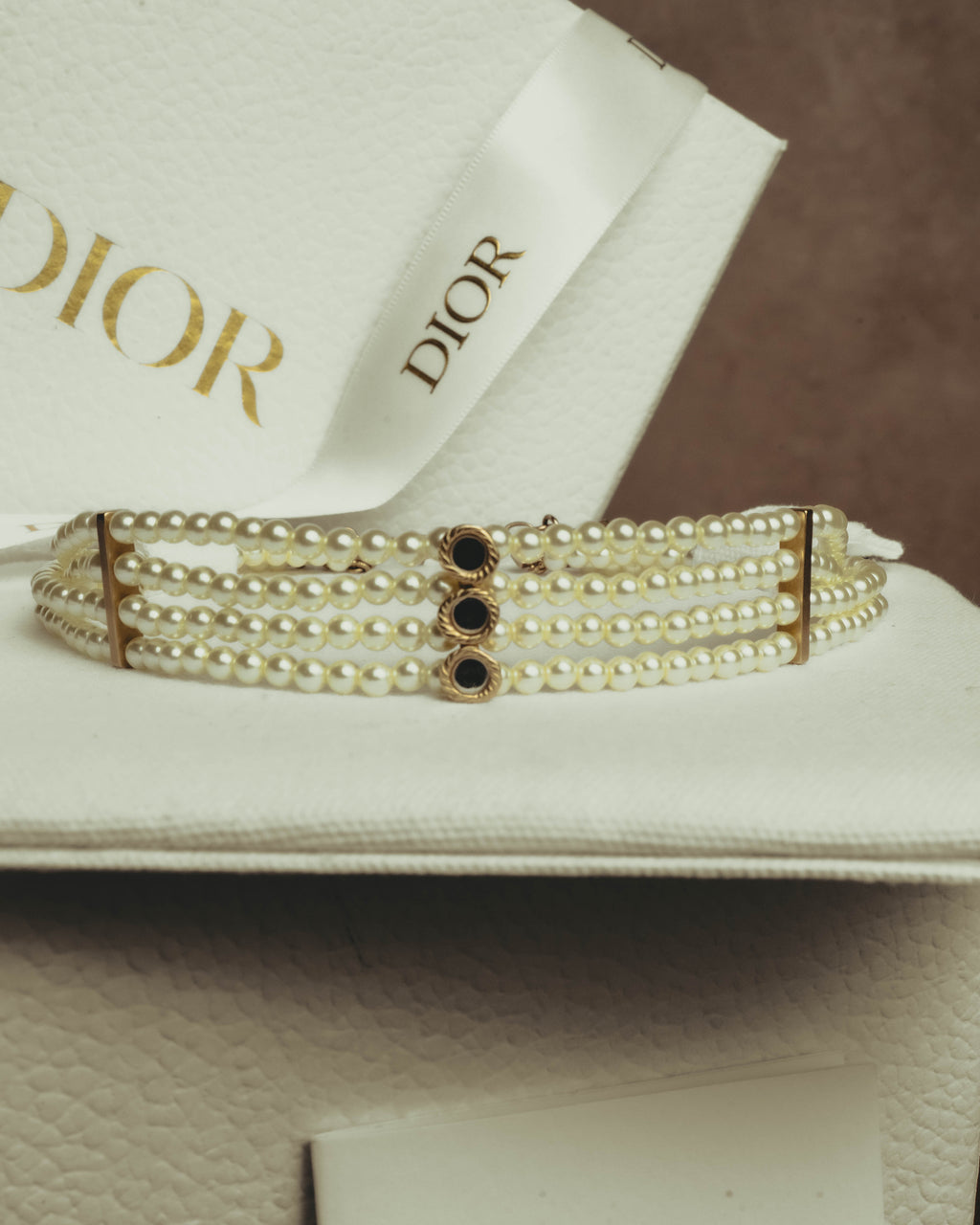 -SPECIAL- “Christian Dior” 90’s–00’s pearl cabochon multi-strand choker necklace