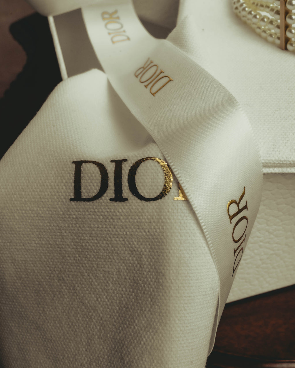-SPECIAL- “Christian Dior” 90’s–00’s pearl cabochon multi-strand choker necklace