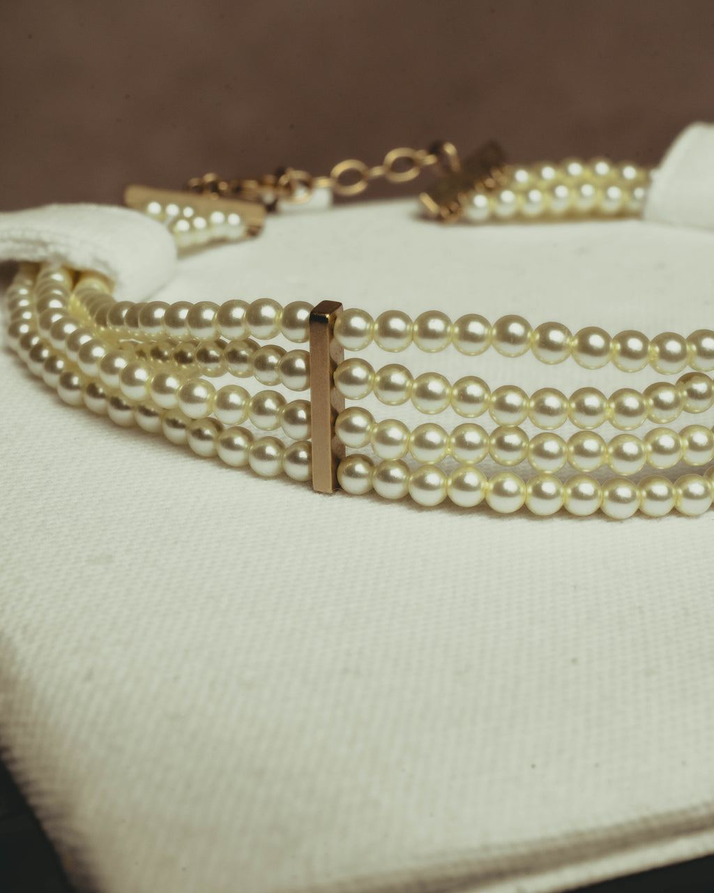 -SPECIAL- “Christian Dior” 90’s–00’s pearl cabochon multi-strand choker necklace