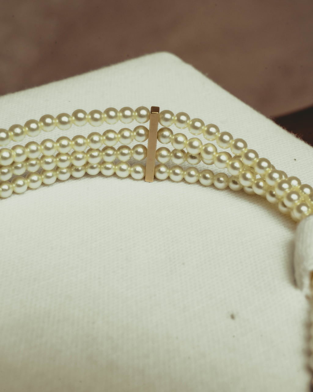 -SPECIAL- “Christian Dior” 90’s–00’s pearl cabochon multi-strand choker necklace