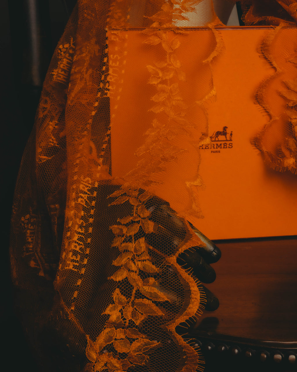 -SPECIAL- “HERMÈS” 2000’s-2010’s orange floral mesh lace stole