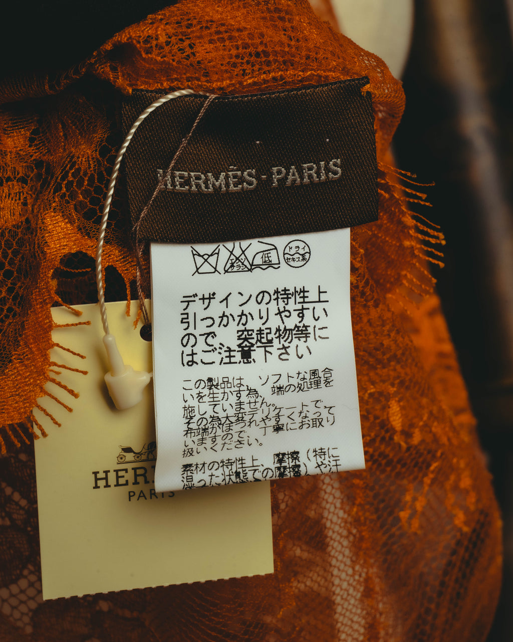 -SPECIAL- “HERMÈS” 2000’s-2010’s orange floral mesh lace stole