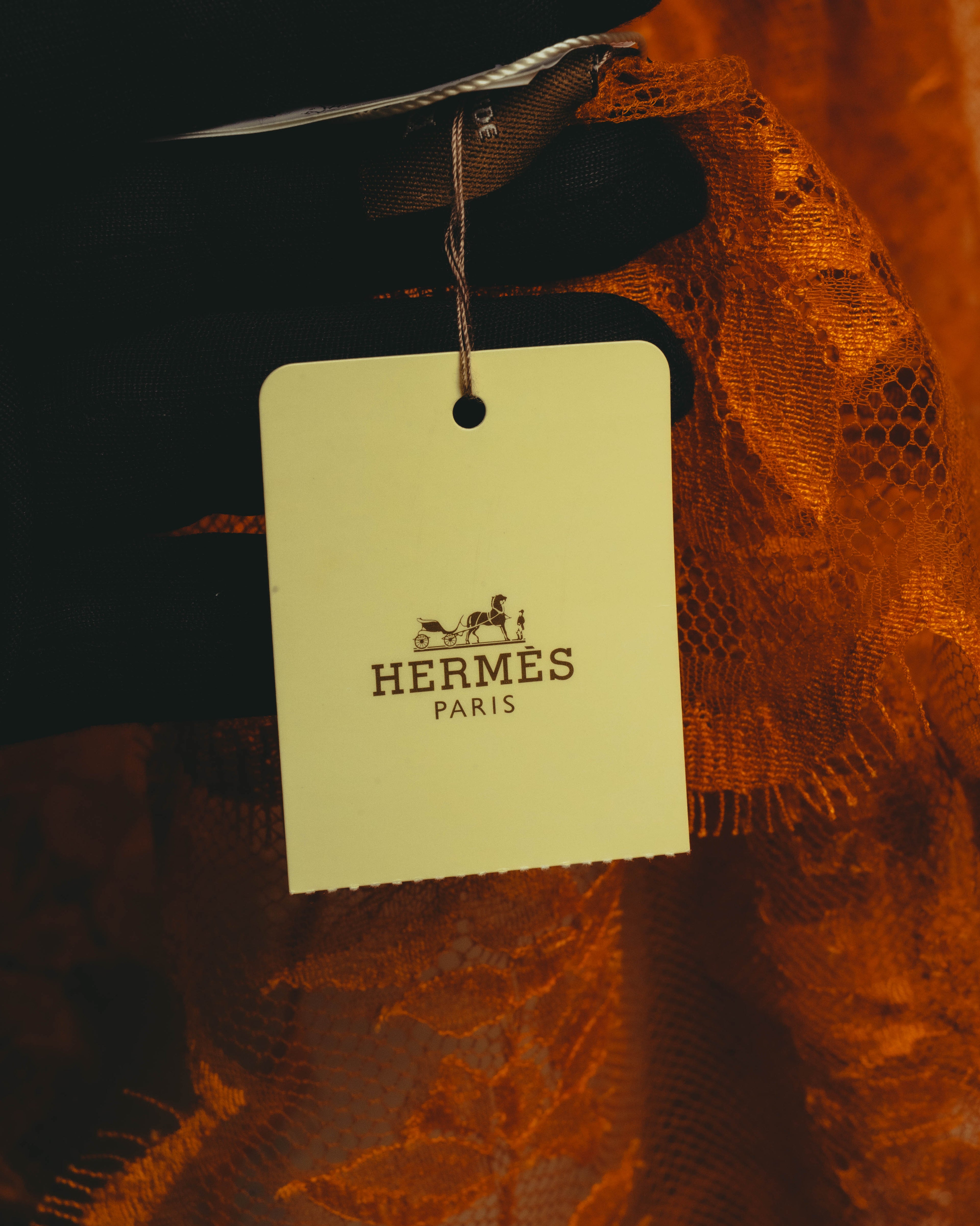 -SPECIAL- “HERMÈS” 2000’s-2010’s orange floral mesh lace stole