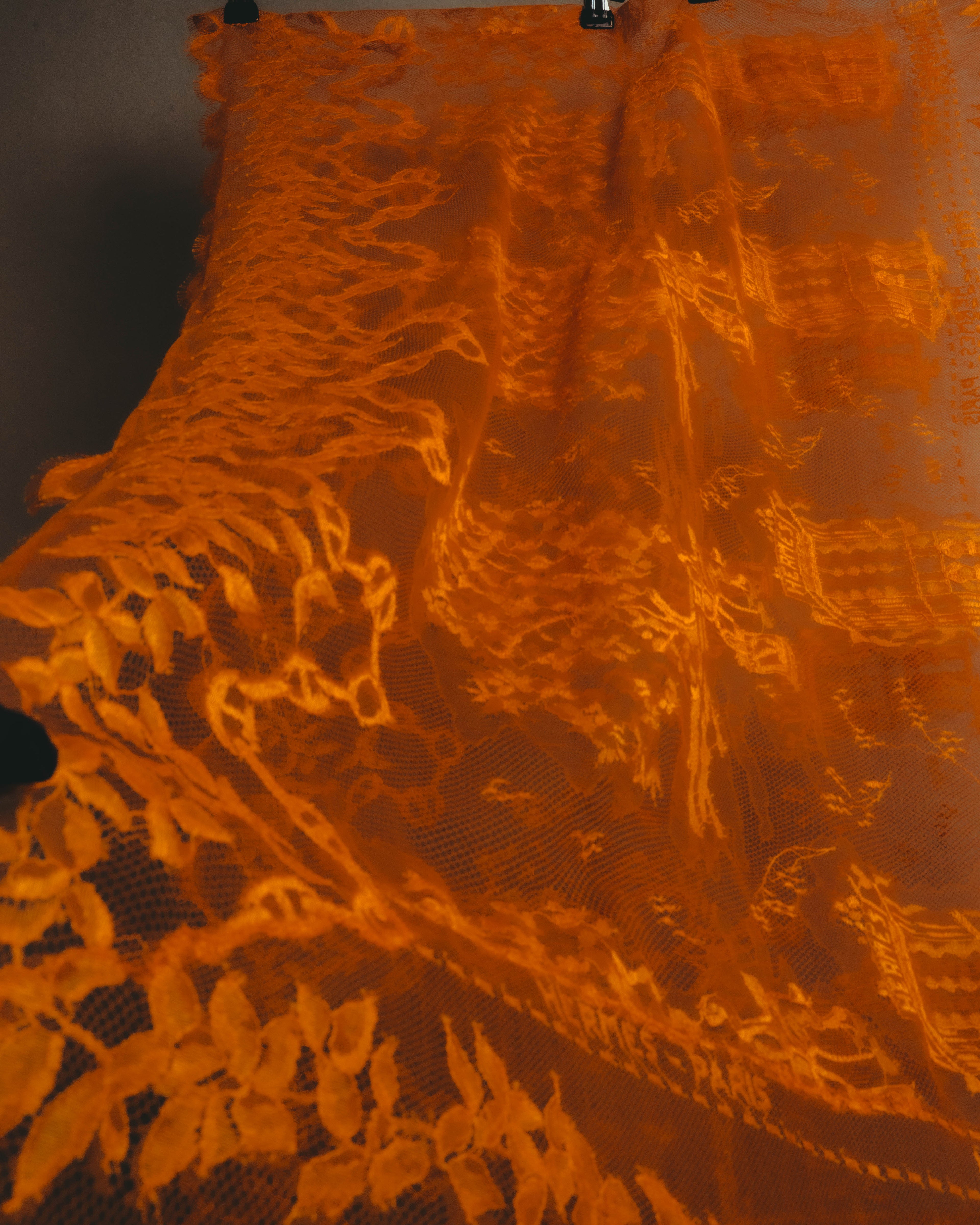 -SPECIAL- “HERMÈS” 2000’s-2010’s orange floral mesh lace stole