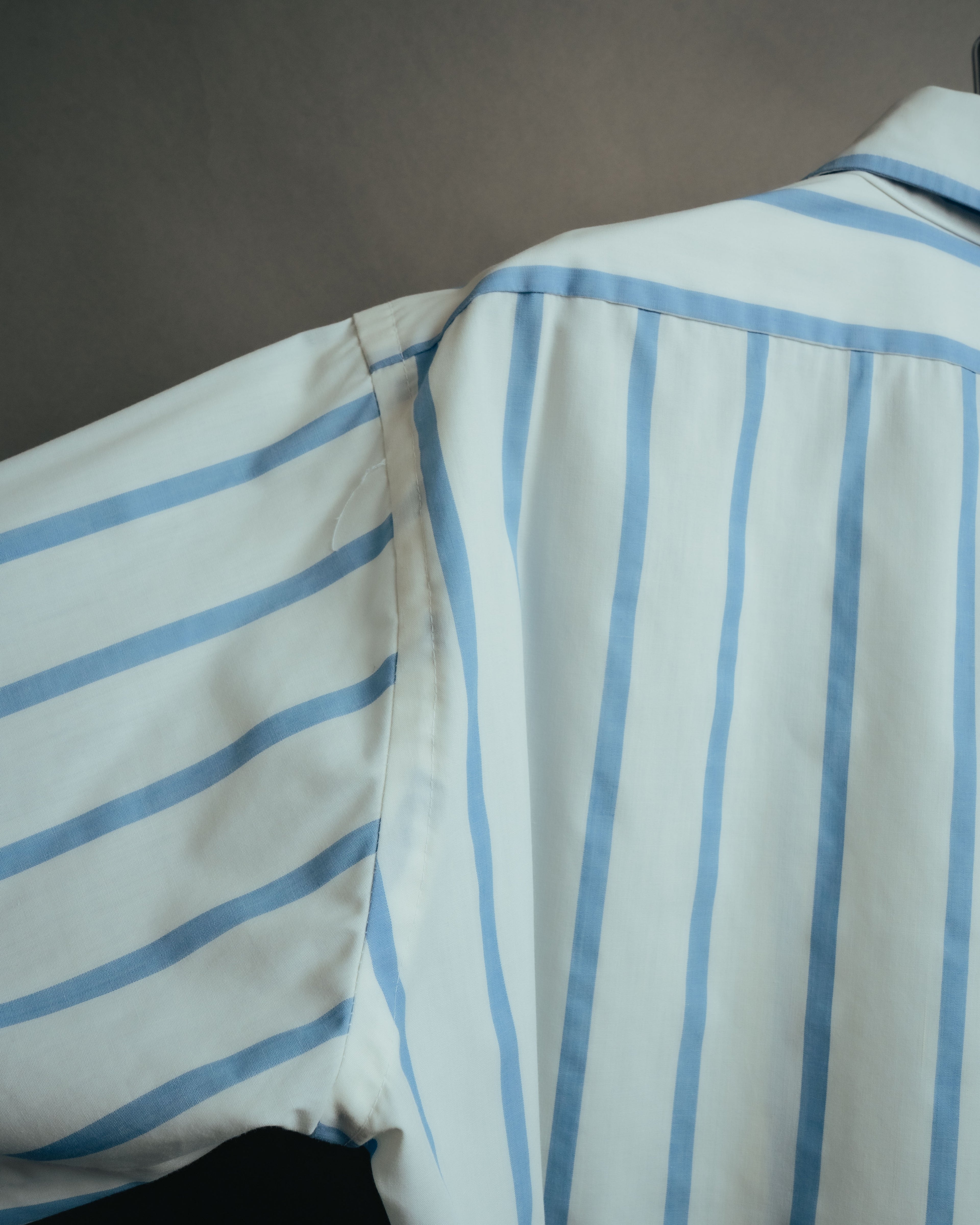 -MOOD Vintage Collections-
70’s-80’s Stripe long point collar shirt