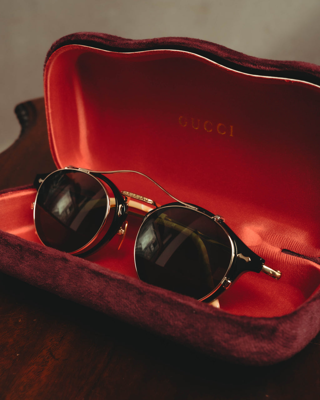 “GUCCI” 10’s-20’s Ornate double-bridge round sunglasses