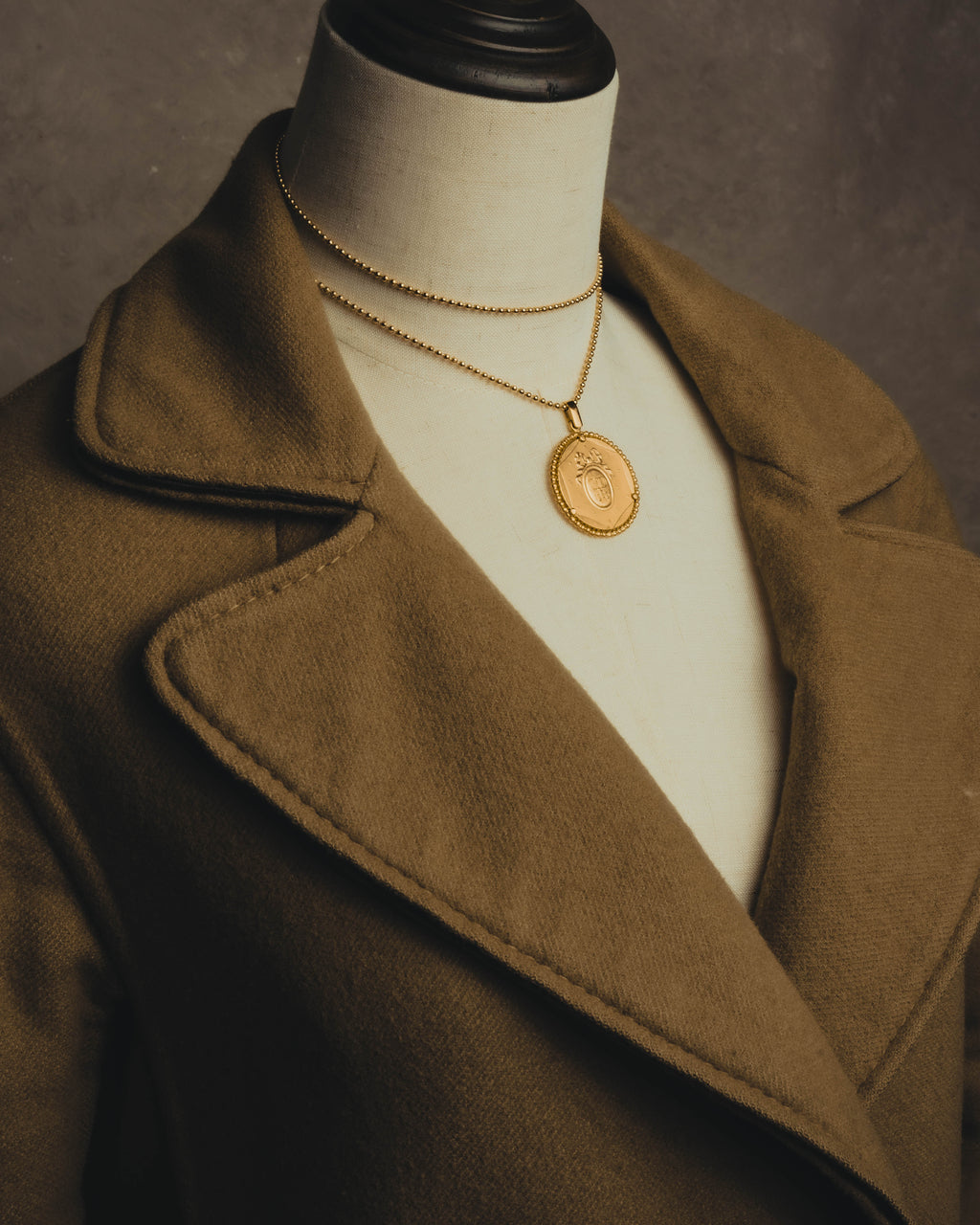 “Christian Dior” 80’s-90’s French Revolution bicentennial medallion necklace