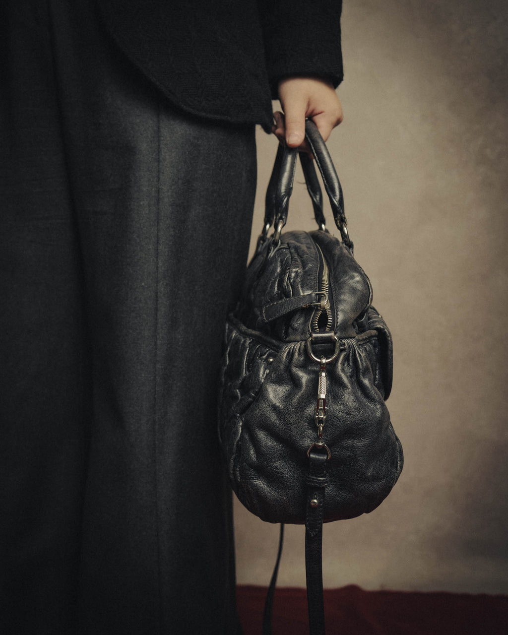 -SPECIAL- "MIU MIU" 00's-10's Glossy gathered leather handbag