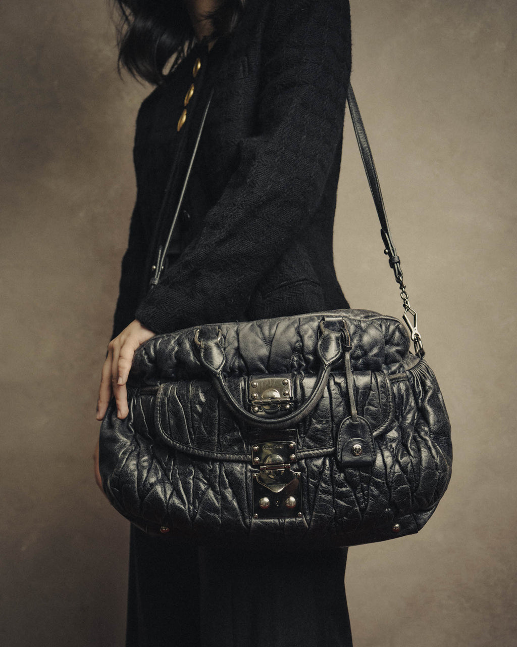 -SPECIAL- "MIU MIU" 00's-10's Glossy gathered leather handbag