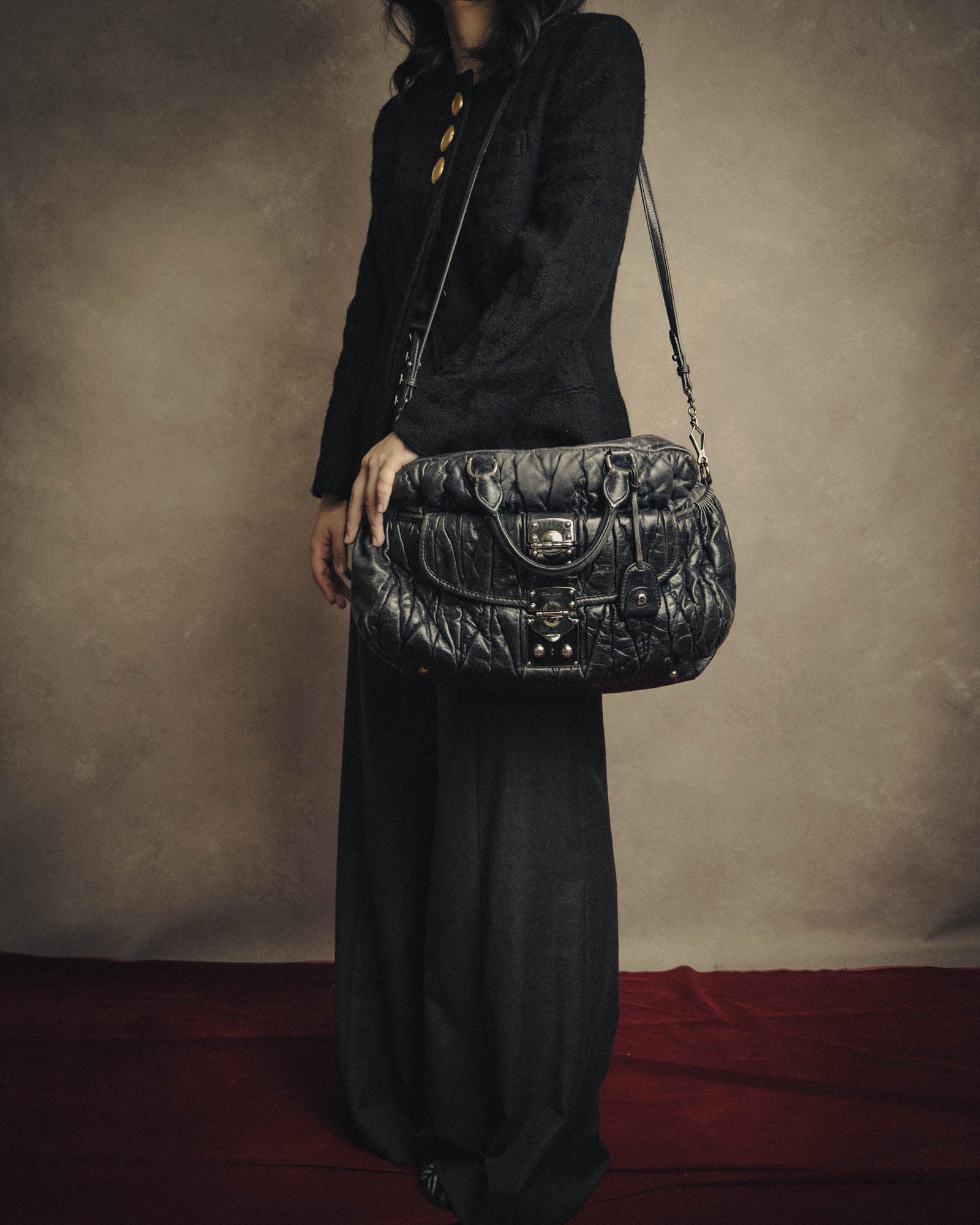 -SPECIAL- "MIU MIU" 00's-10's Glossy gathered leather handbag