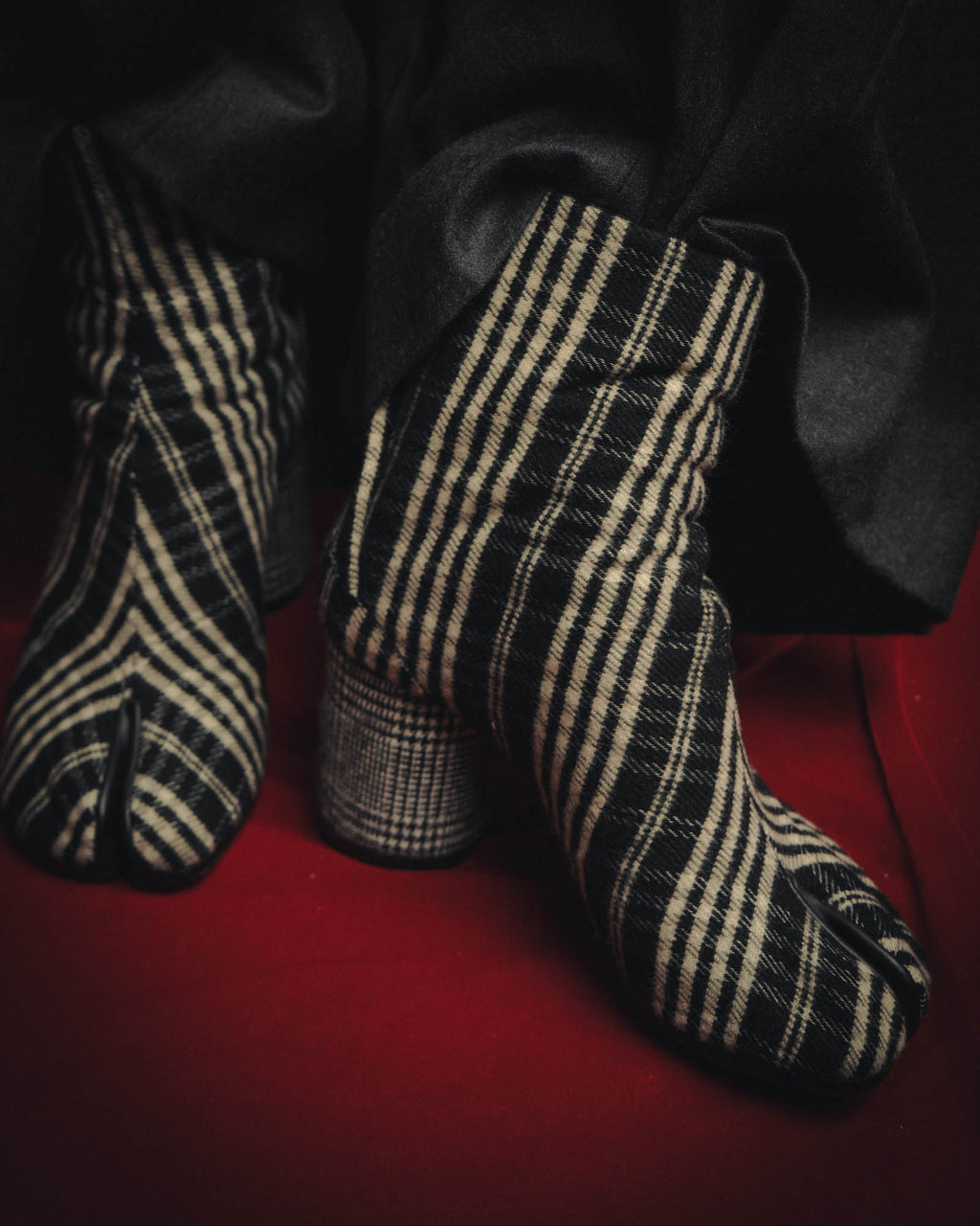 -SPECIAL- "Maison Margiela"2015's Tabi striped fabric ankle boots