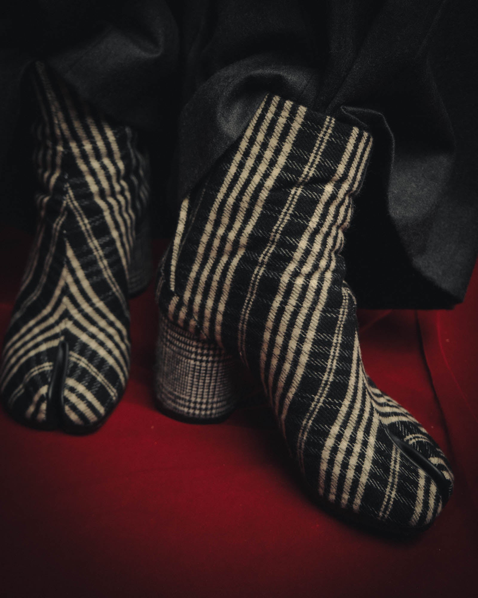 -SPECIAL- "Maison Margiela"2015's Tabi striped fabric ankle boots