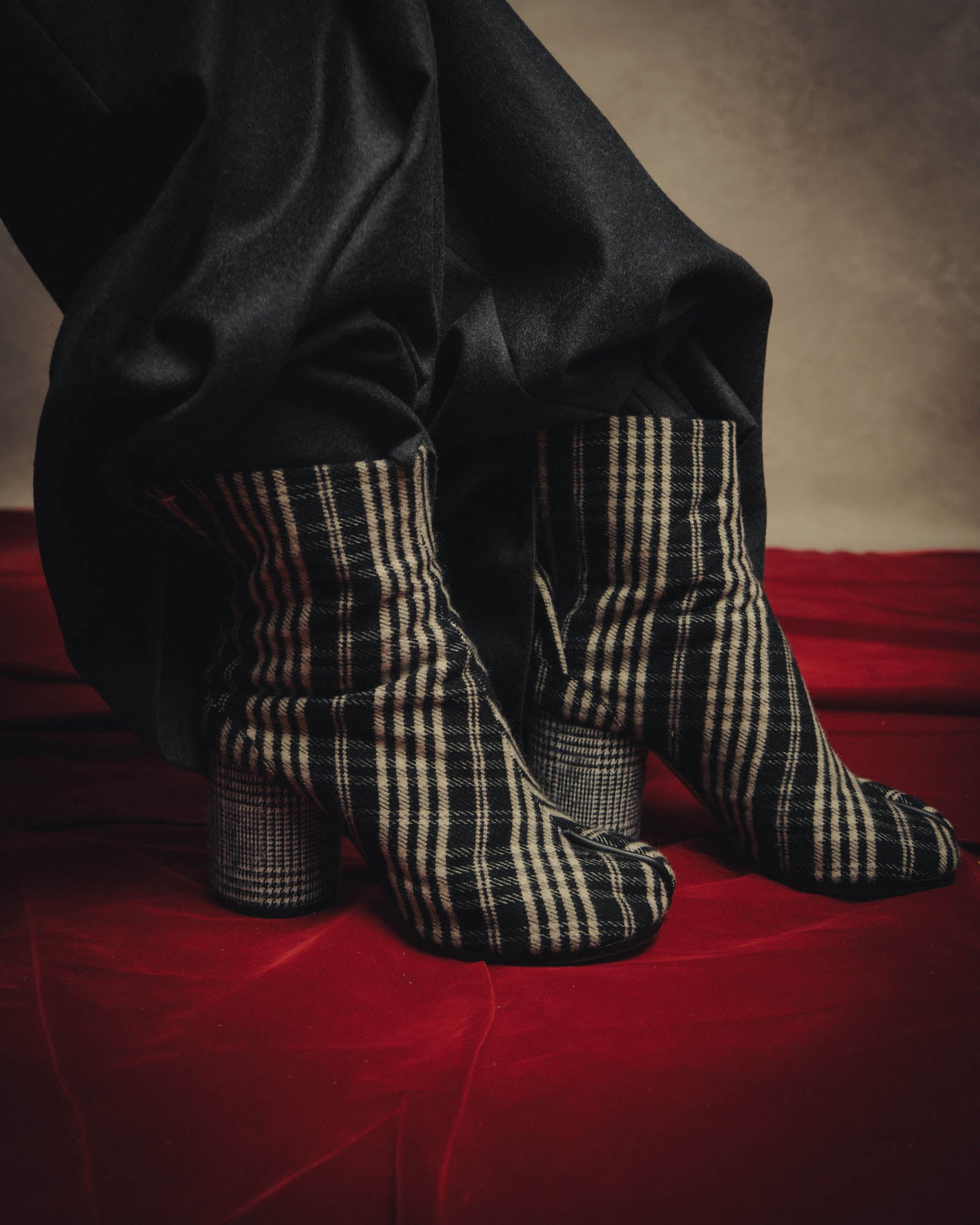 -SPECIAL- "Maison Margiela"2015's Tabi striped fabric ankle boots