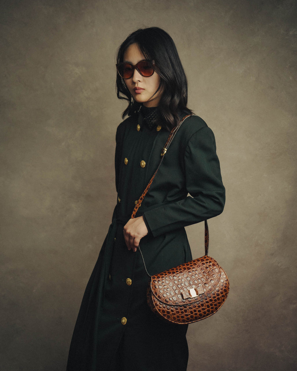 -SPECIAL- "Salvatore Ferragamo" 90's Glossy crocodile pattern shoulder bag