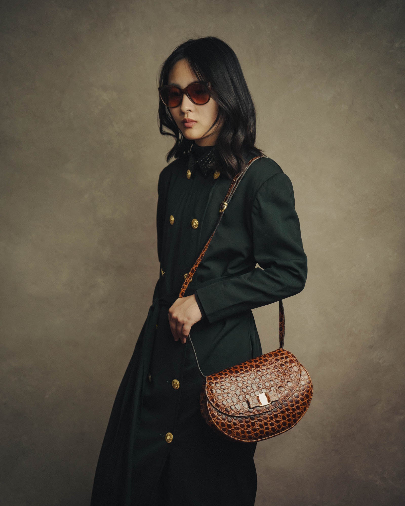 -SPECIAL- "Salvatore Ferragamo" 90's Glossy crocodile pattern shoulder bag