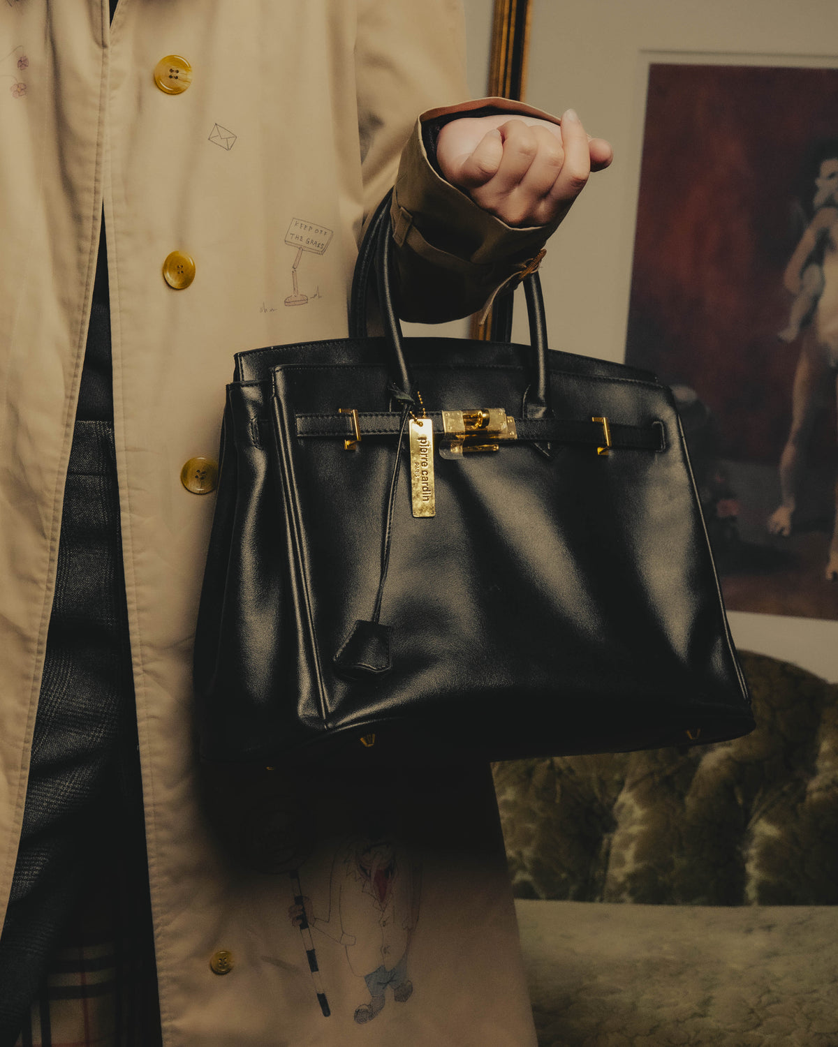 -SPECIAL- “Pierre Cardin” 90’s-00’s Belted flap leather top handle bag