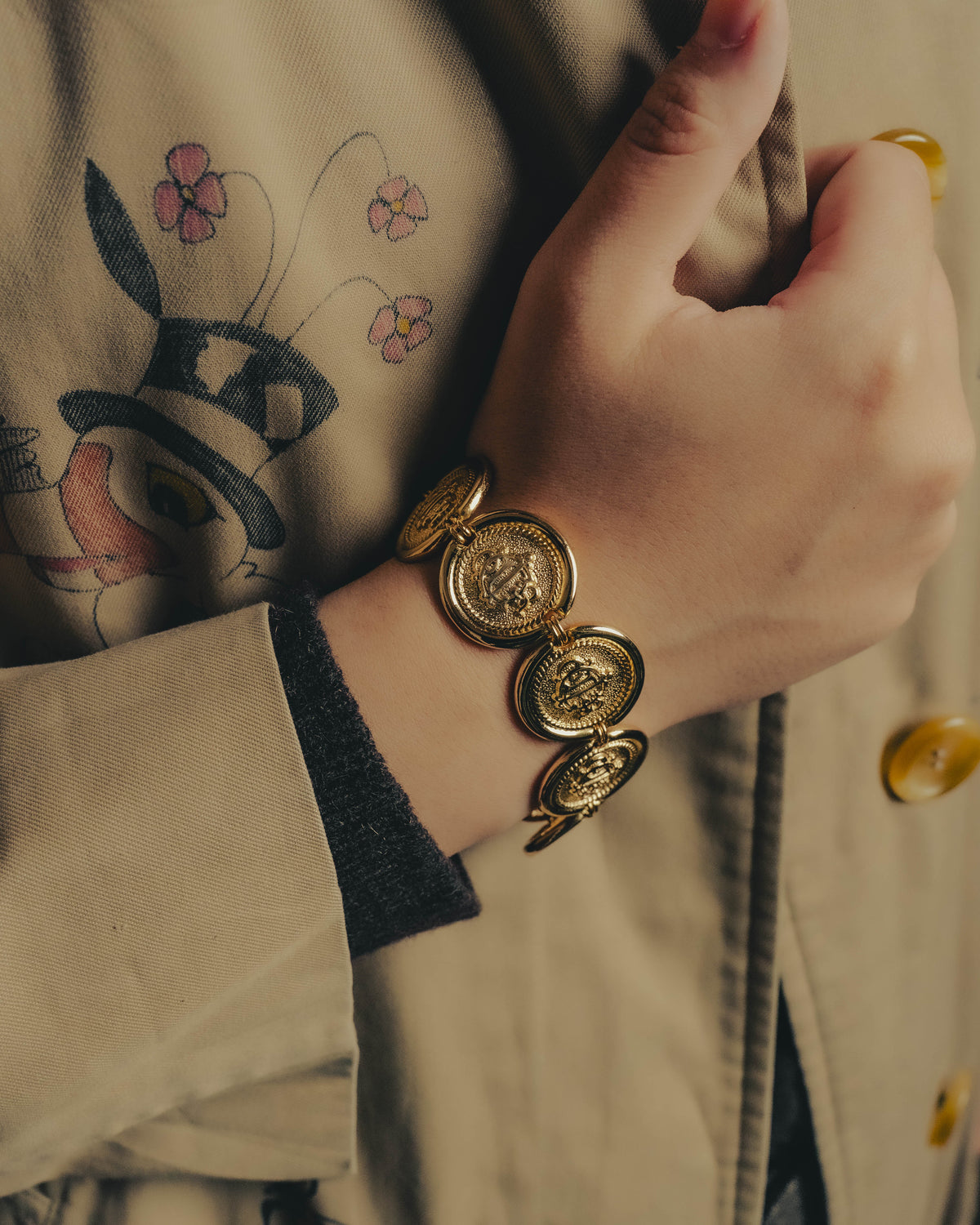 -SPECIAL- “Christian Dior” 80’s Interlocked monogram gold medallion bracelet