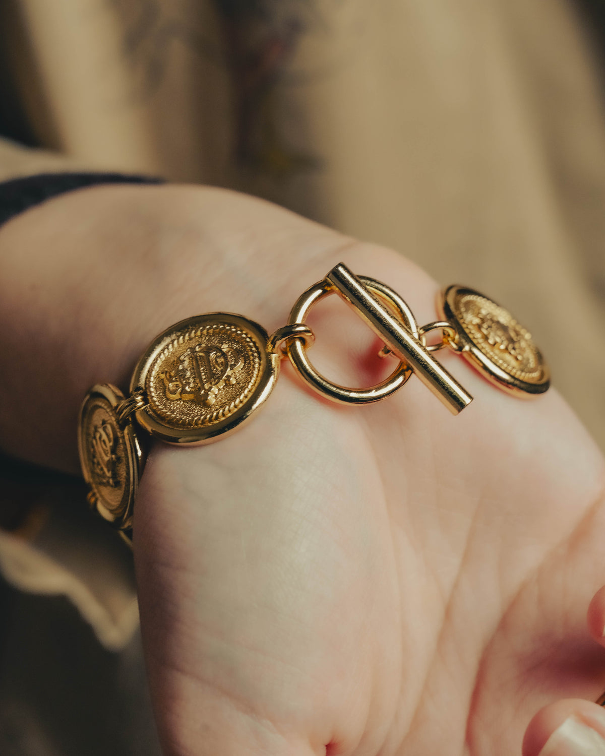-SPECIAL- “Christian Dior” 80’s Interlocked monogram gold medallion bracelet