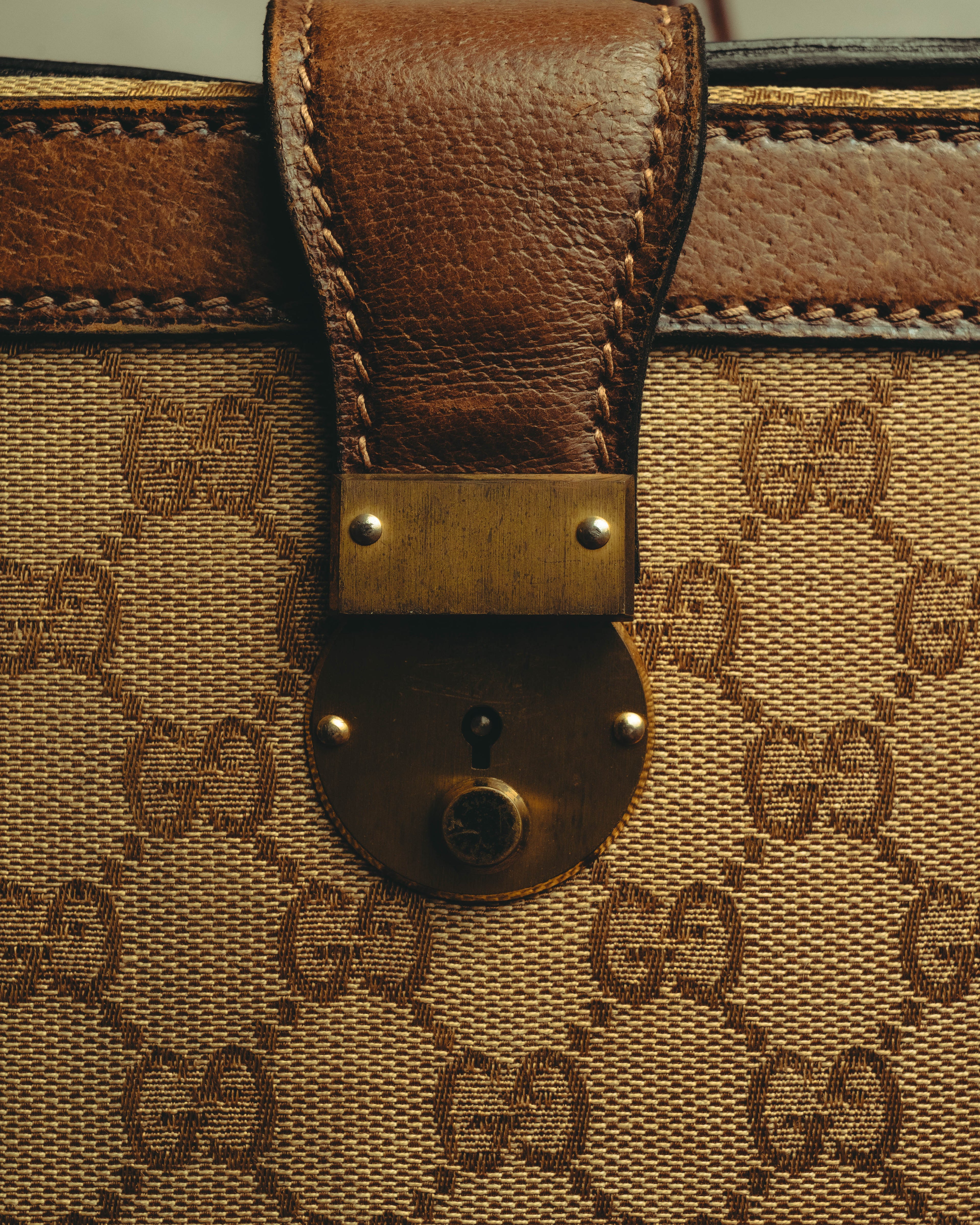 –SPECIAL– "GUCCI" 60's-70's Classic GG monogram Boston bag
