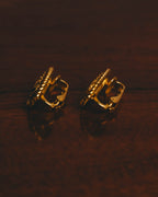 -SPECIAL- "CHANEL" 70's-80's Sculptural oval clip-on earrings