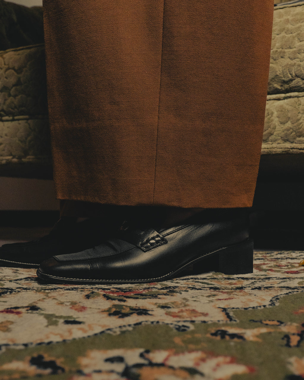 -SPECIAL- “CHANEL” 90’s-00’s Square toe CC logo leather heeled loafers