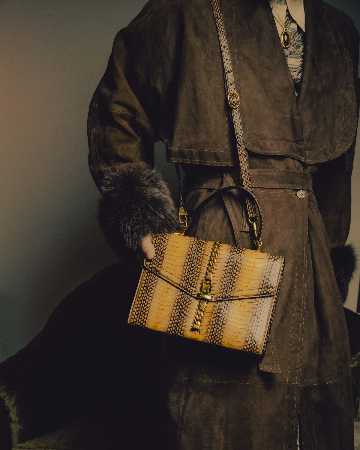 -SPECIAL- “GUCCI” 2019-2022 Sylvie 1969 python leather chain buckle top handle bag