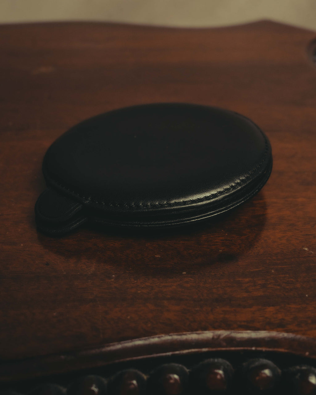 “Cartier” 80’s-90’s Panthère round leather compact mirror