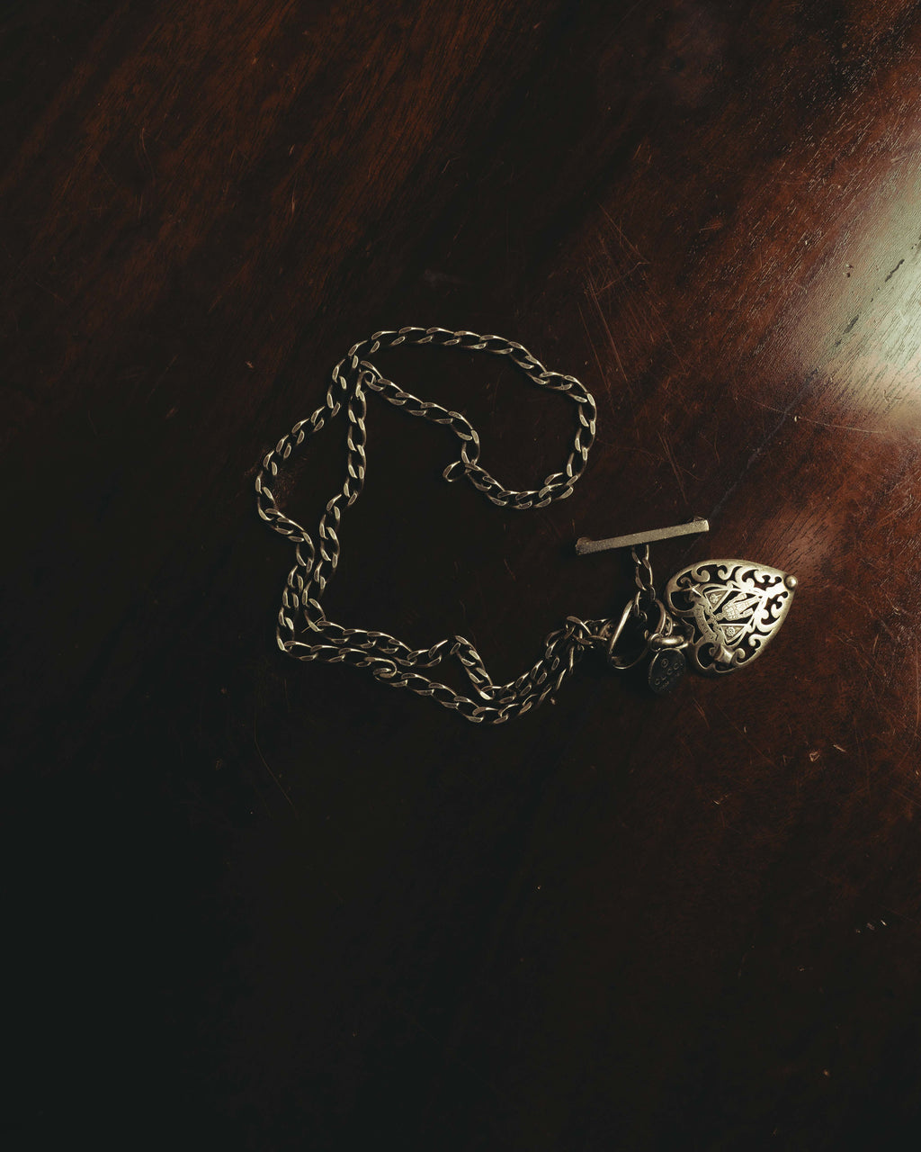 “GUCCI” 2008-2009 Hysteria crest heart sterling silver necklace