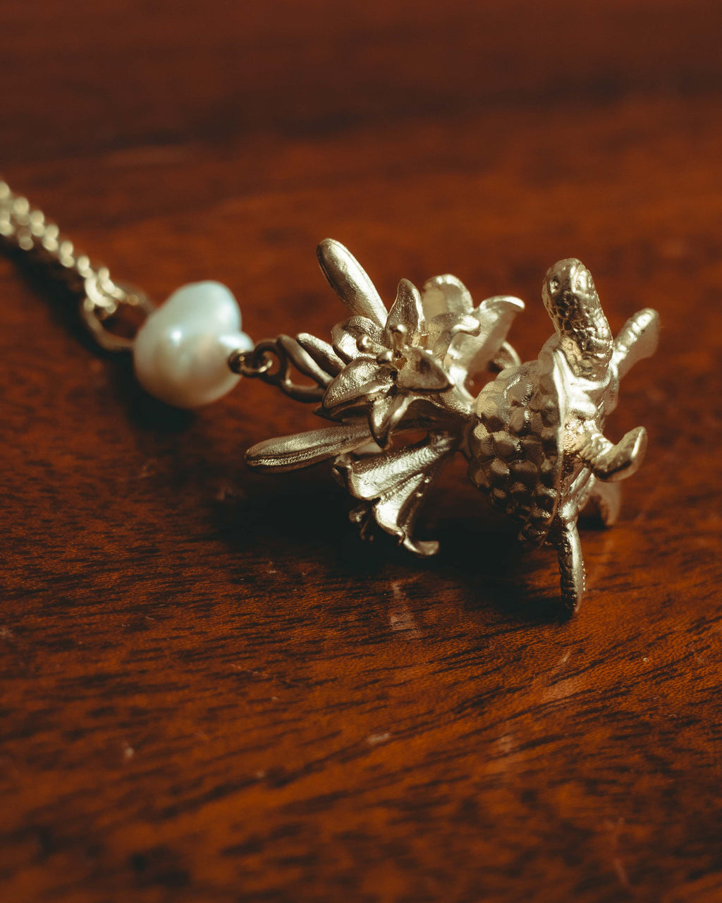 -SPECIAL- “Dior” 22’s-23’s Rêve d’Infini floral turtle long necklace